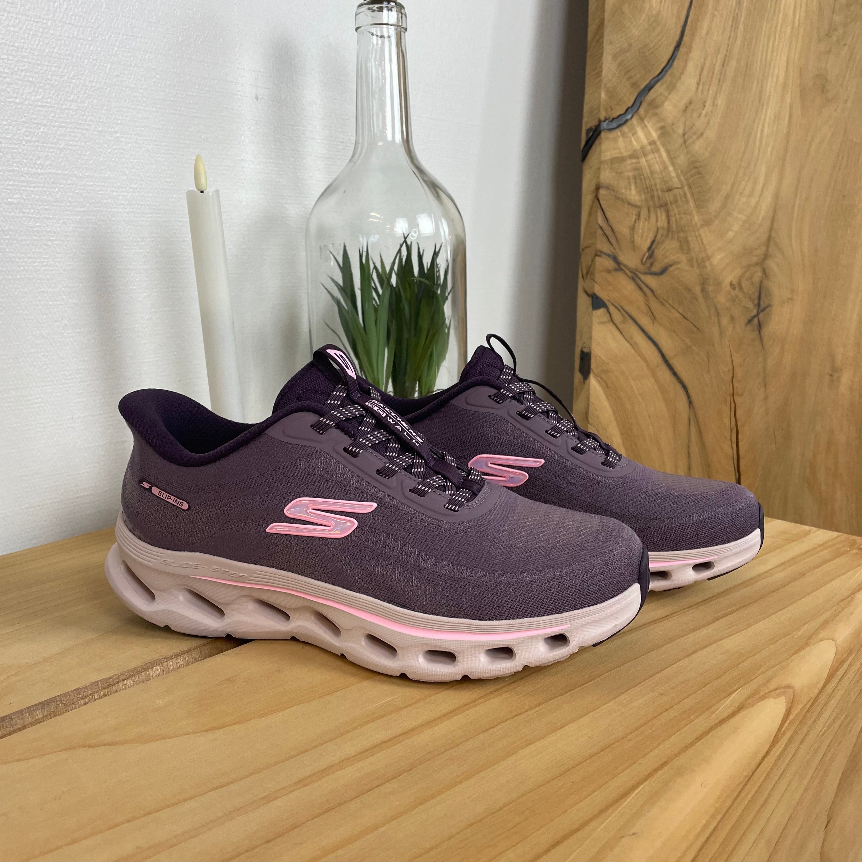 Skechers GO WALK Glide-Step 2.0 - Slip-in komfortsko med demping