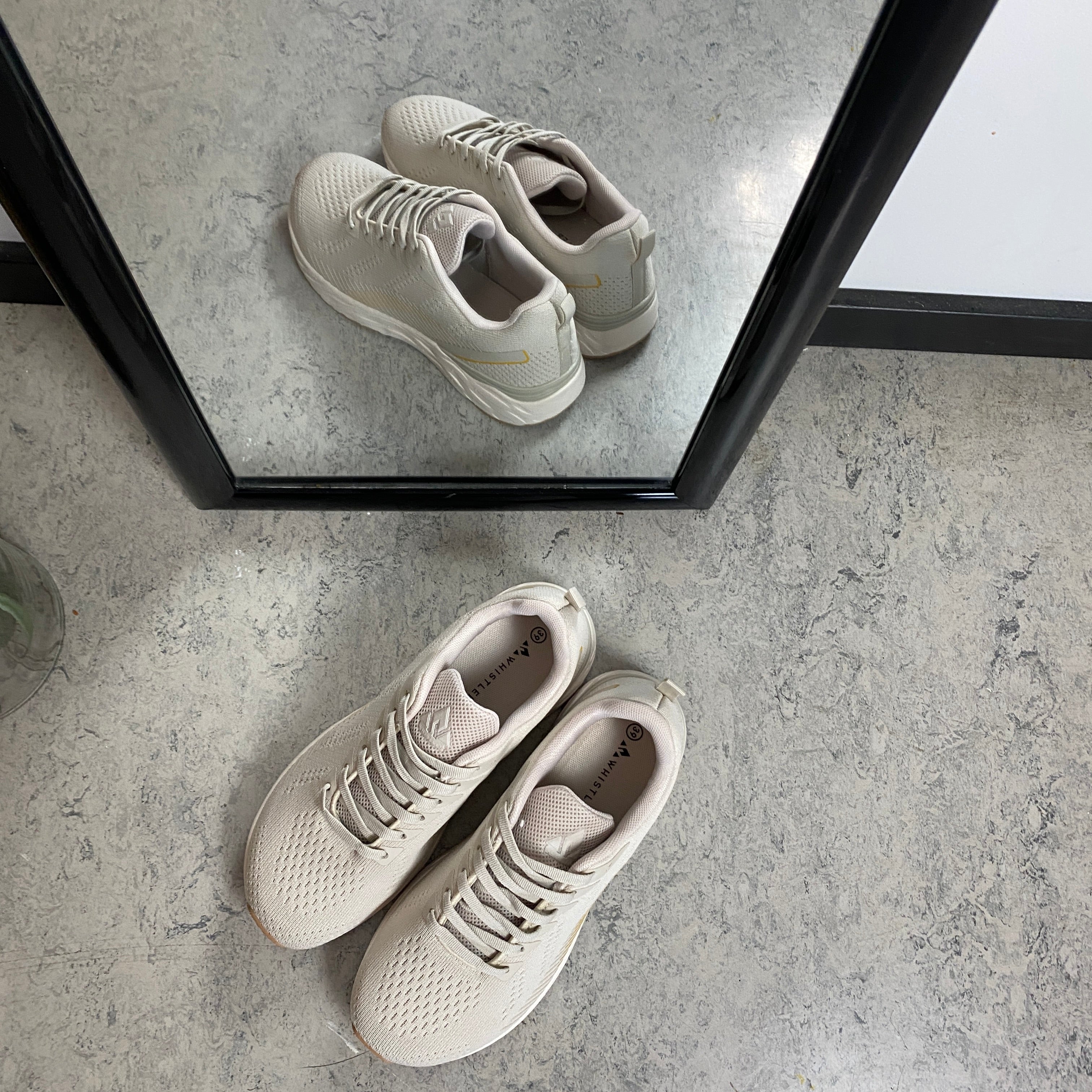 Linares W Wide Fit Shoe – beige lettvektsko med ekstra bredde