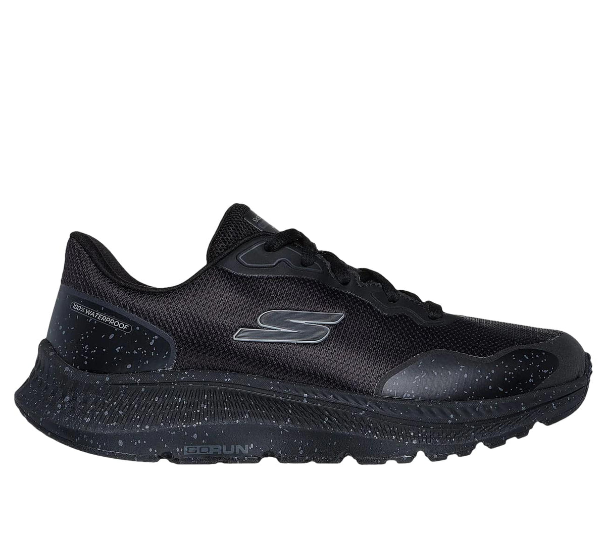 Svart vanntett løpesko til dame fra Skechers