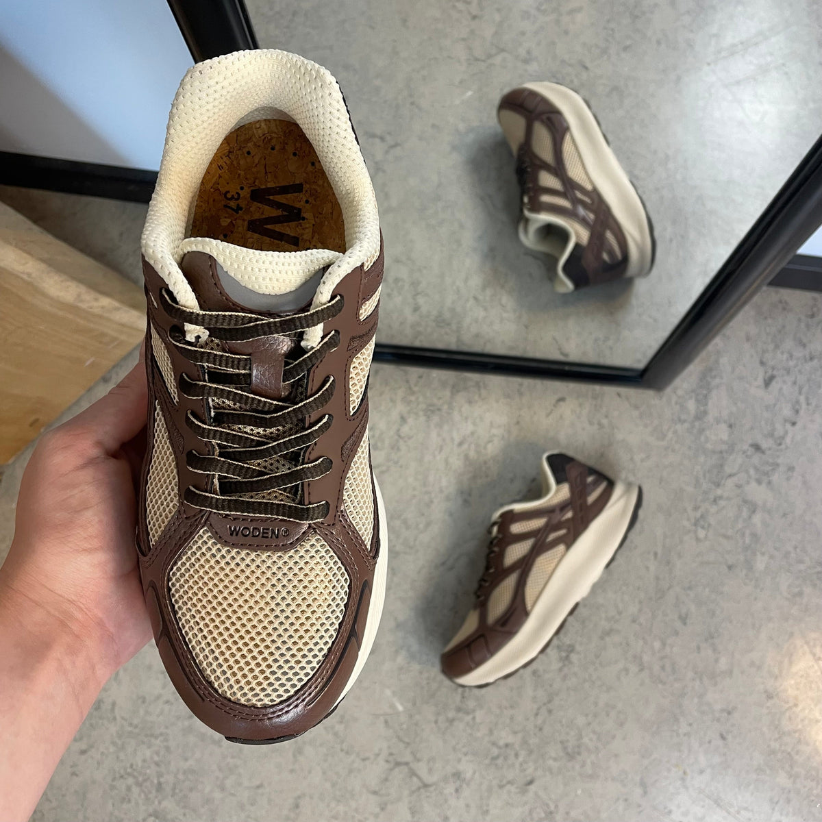 Woden Freja Runner – brun sneaker med lett rullesåle