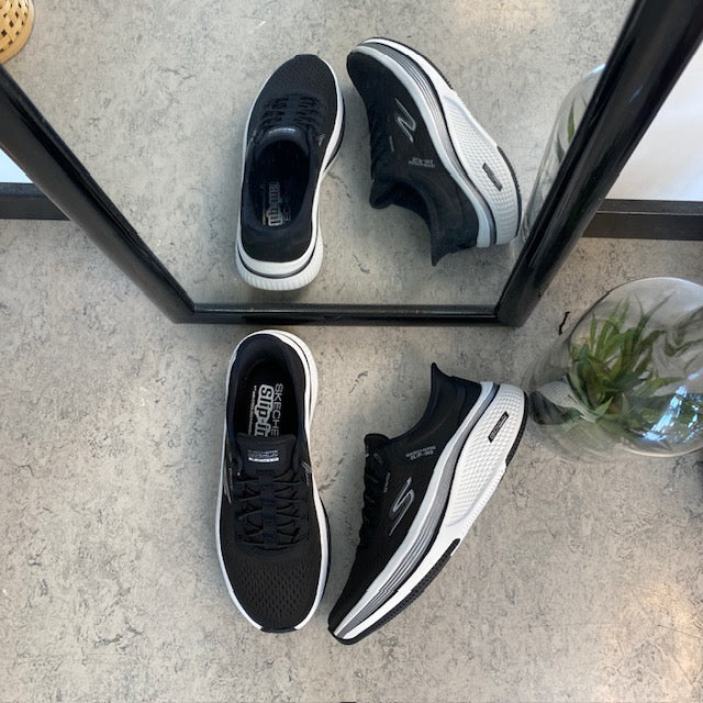 Sorte Slip-ins fra Skechers med elastisk snøring