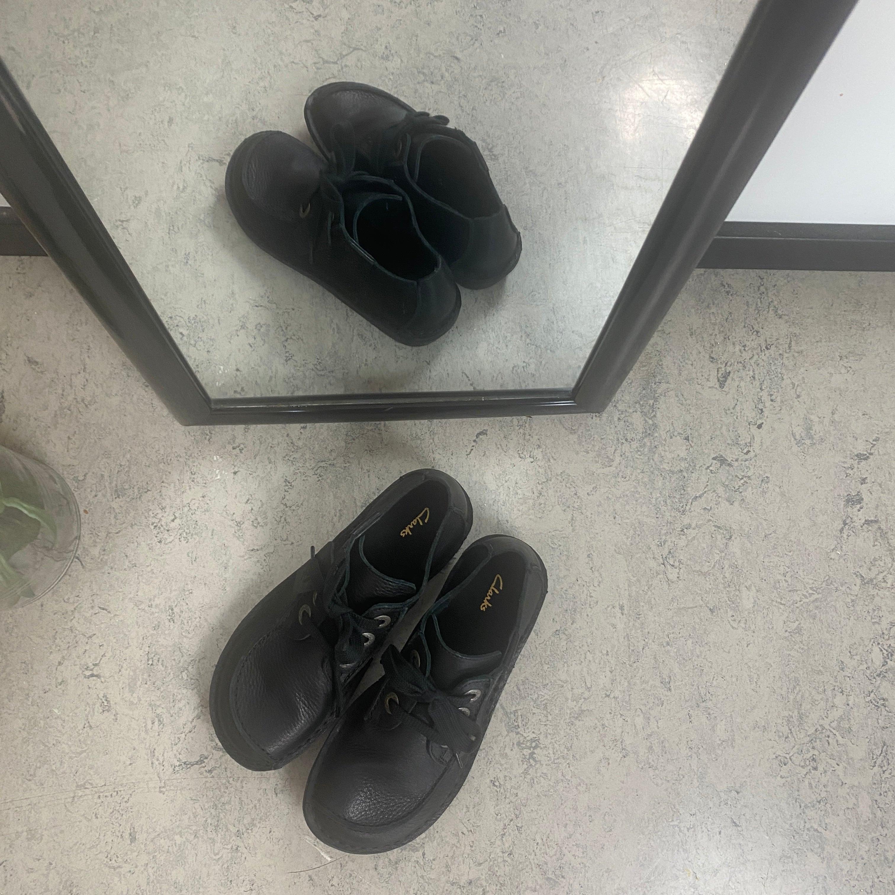 Clarks Funny Dream – svart skinnsko med klassisk komfort