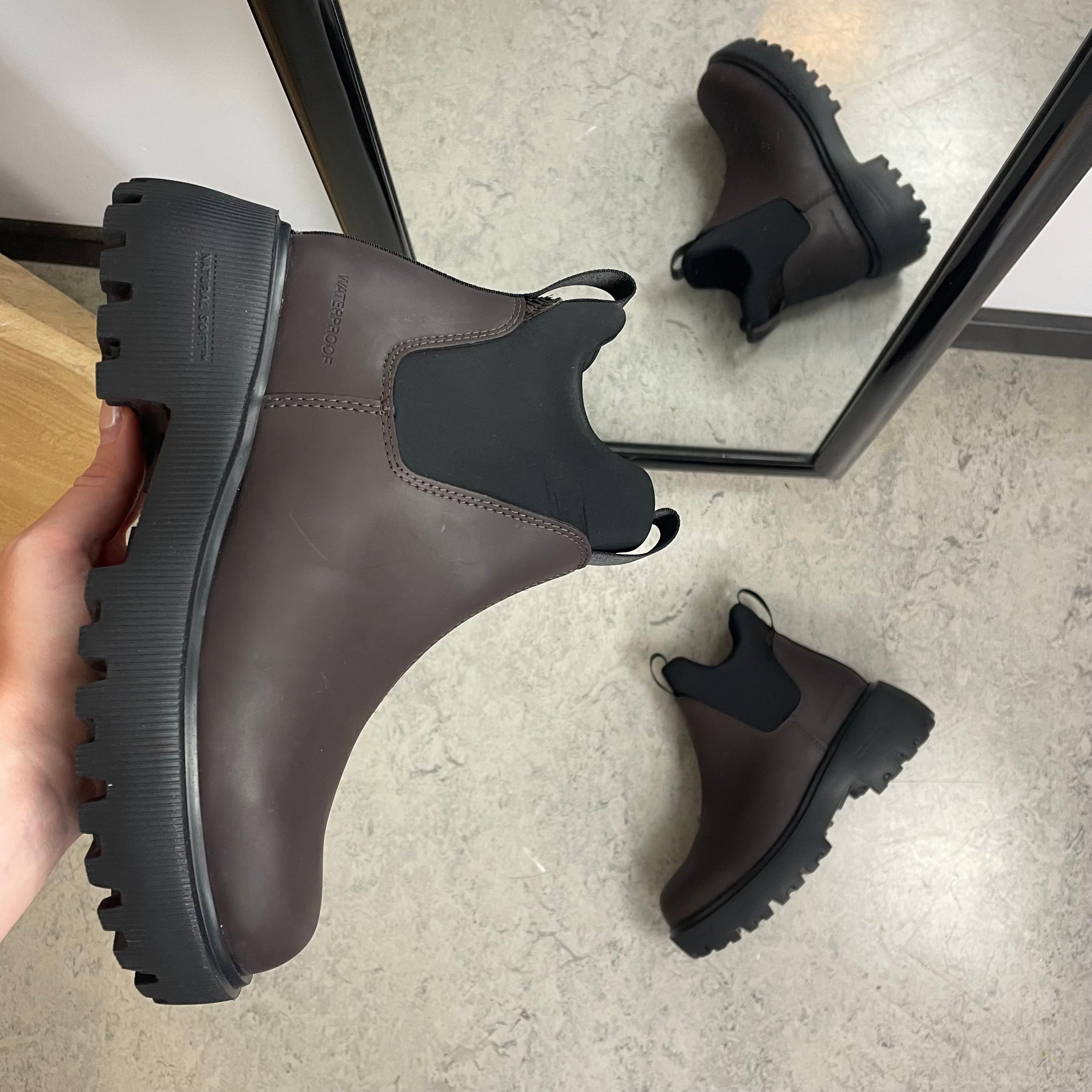 WODEN Isabella Waterproof – lett vanntett gummistøvel med støtabsorberende komfort