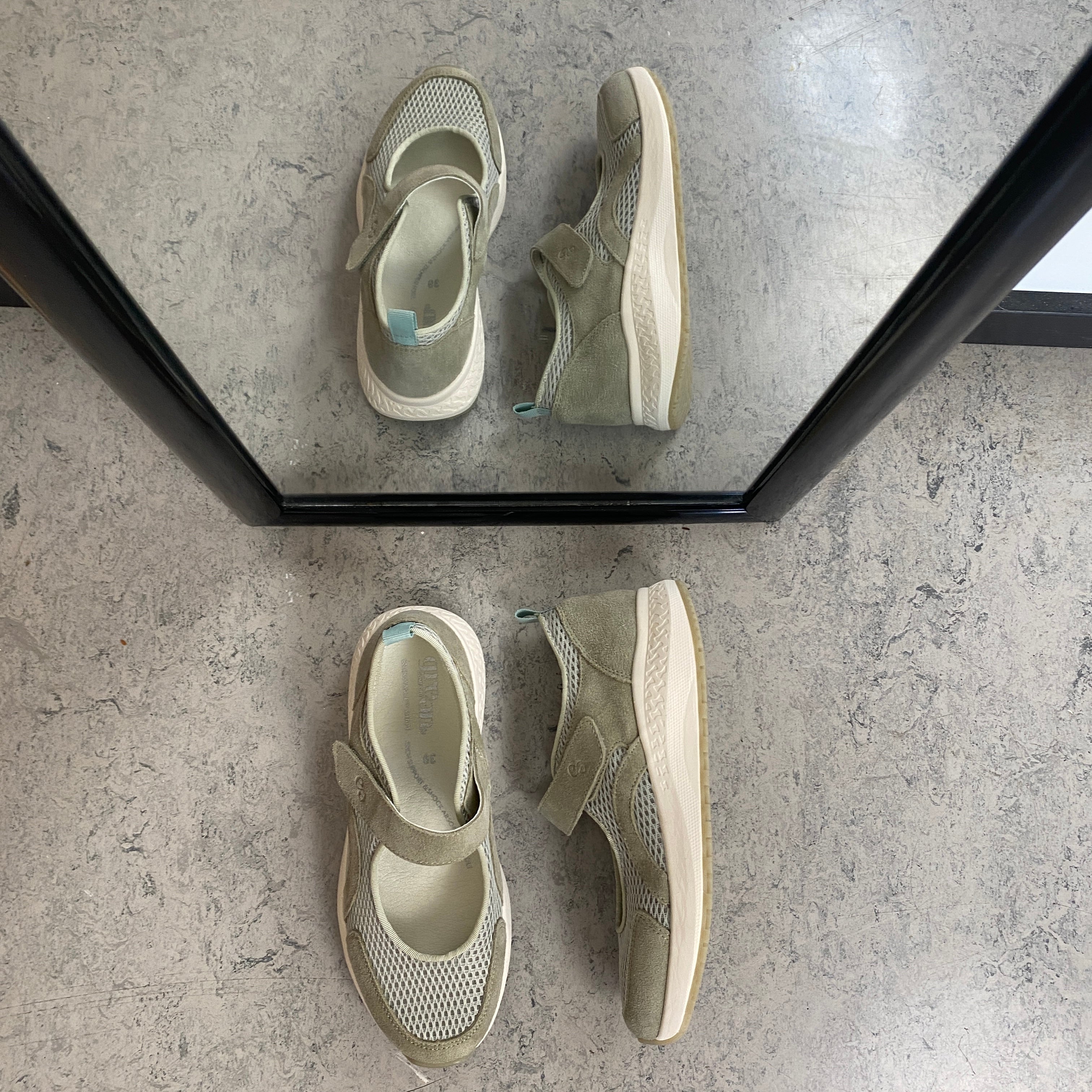 Green Comfort ballerina – støvet grønn