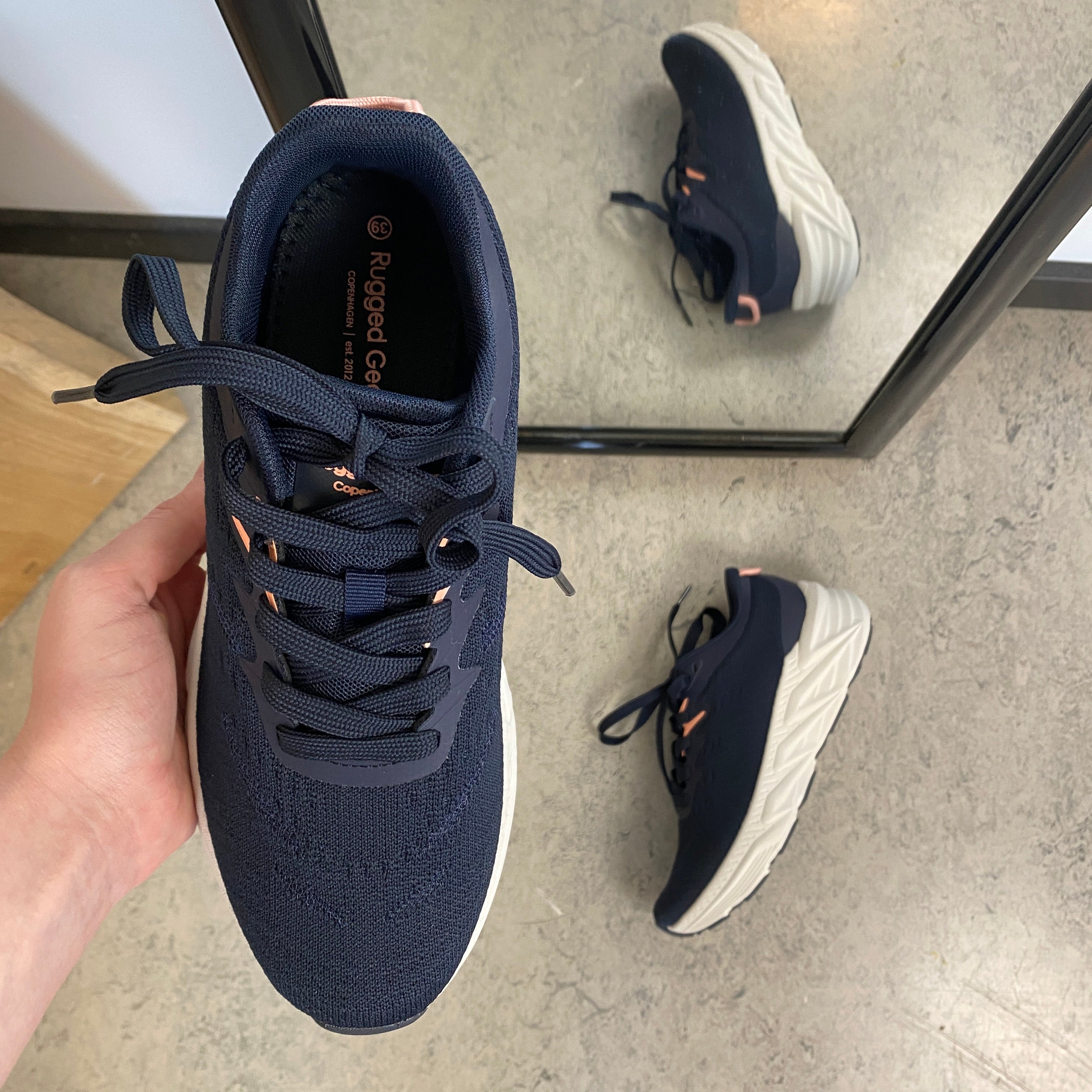 Rugged Gear New Chunk sneakers – marineblå med rosa detaljer