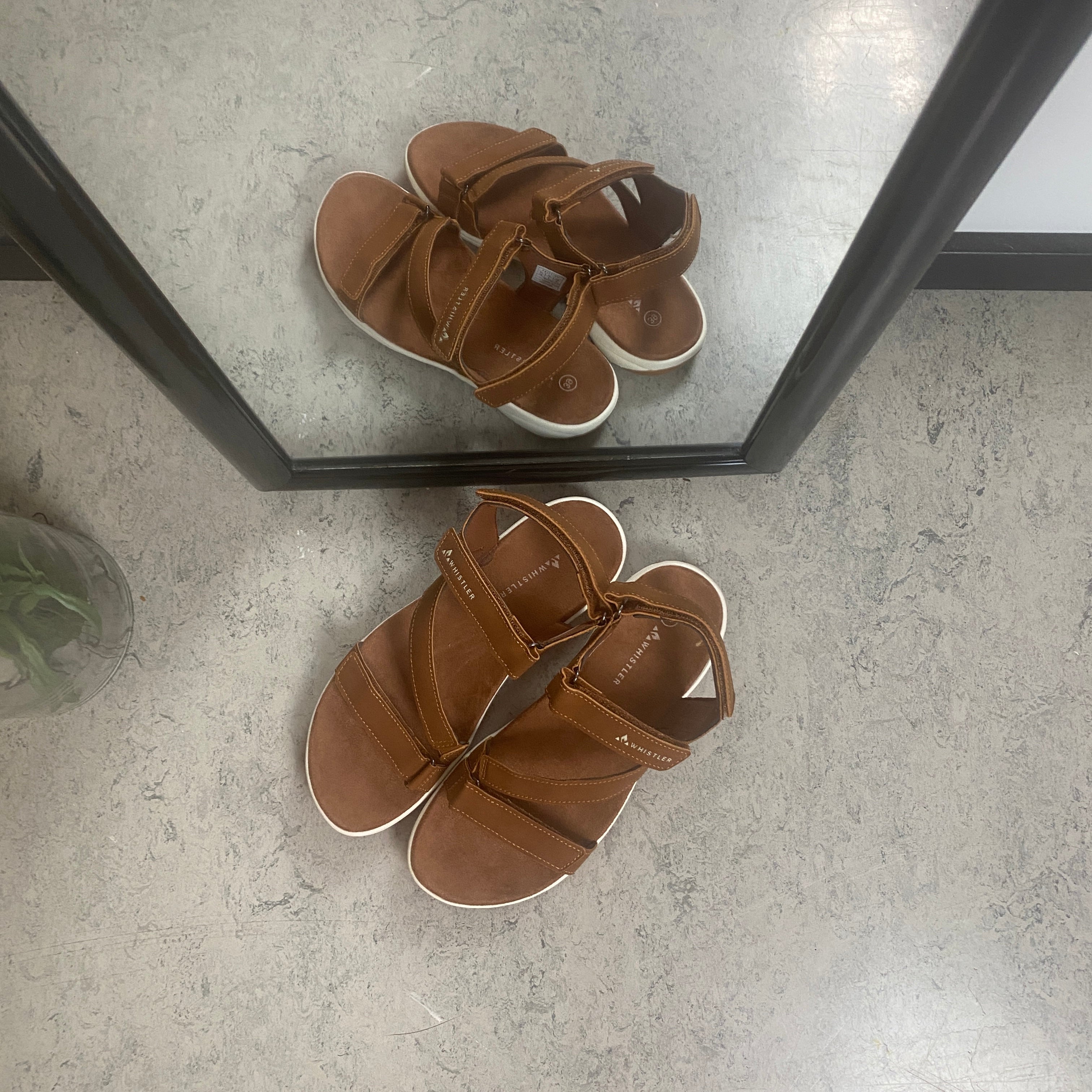 Malena W sandal – brun sandal med god svangstøtte & justerbare remmer