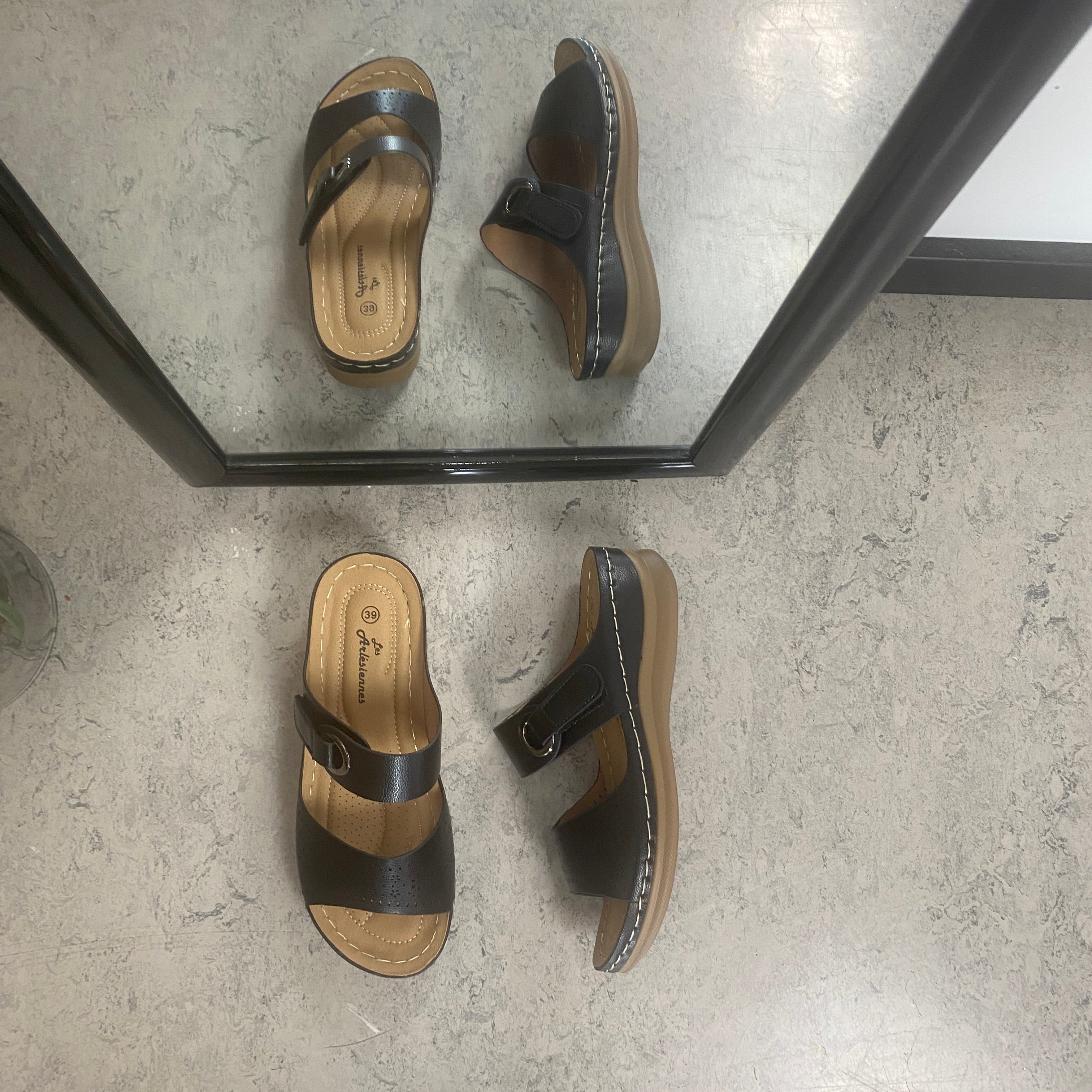 Kilesandal – svart modell