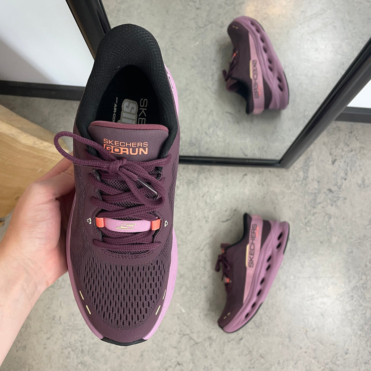 Skechers Hands Free Slip-ins Max Cushioning Glide-Step – maksimal komfort for lange dager