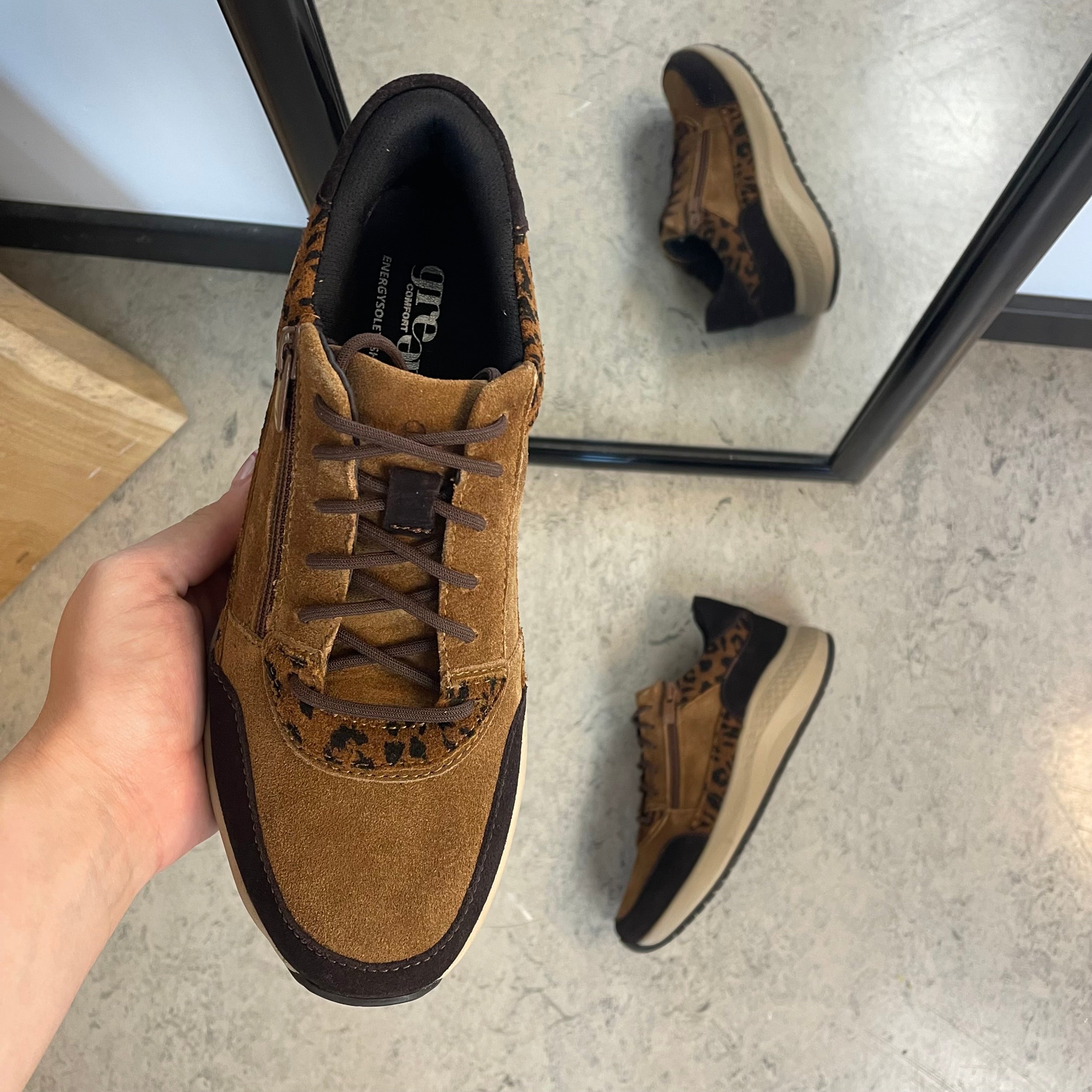 Green Comfort Zigga sneaker i leopardmønster