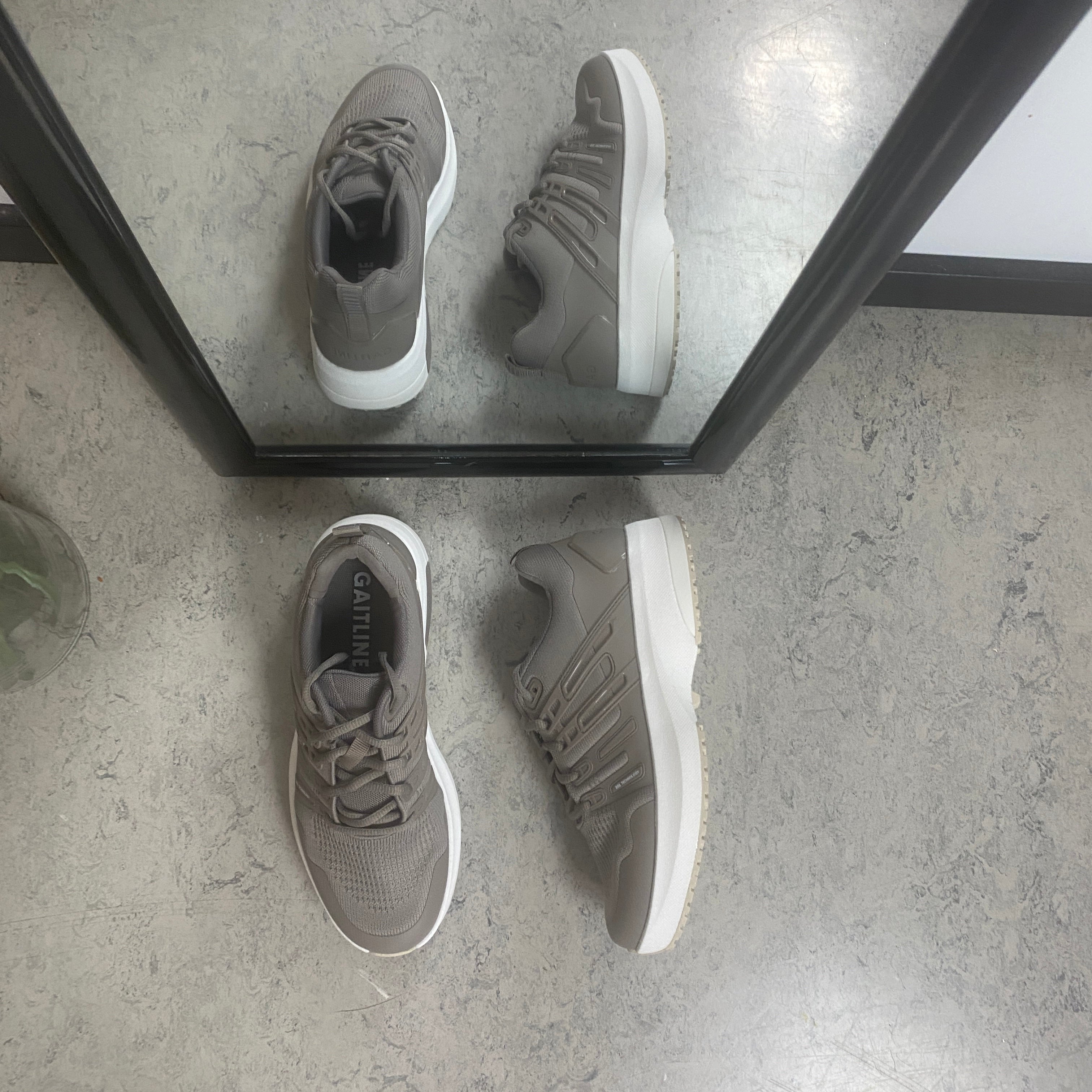 Gaitline Advance Lite – Støtdempende komfort i beige med hvit såle