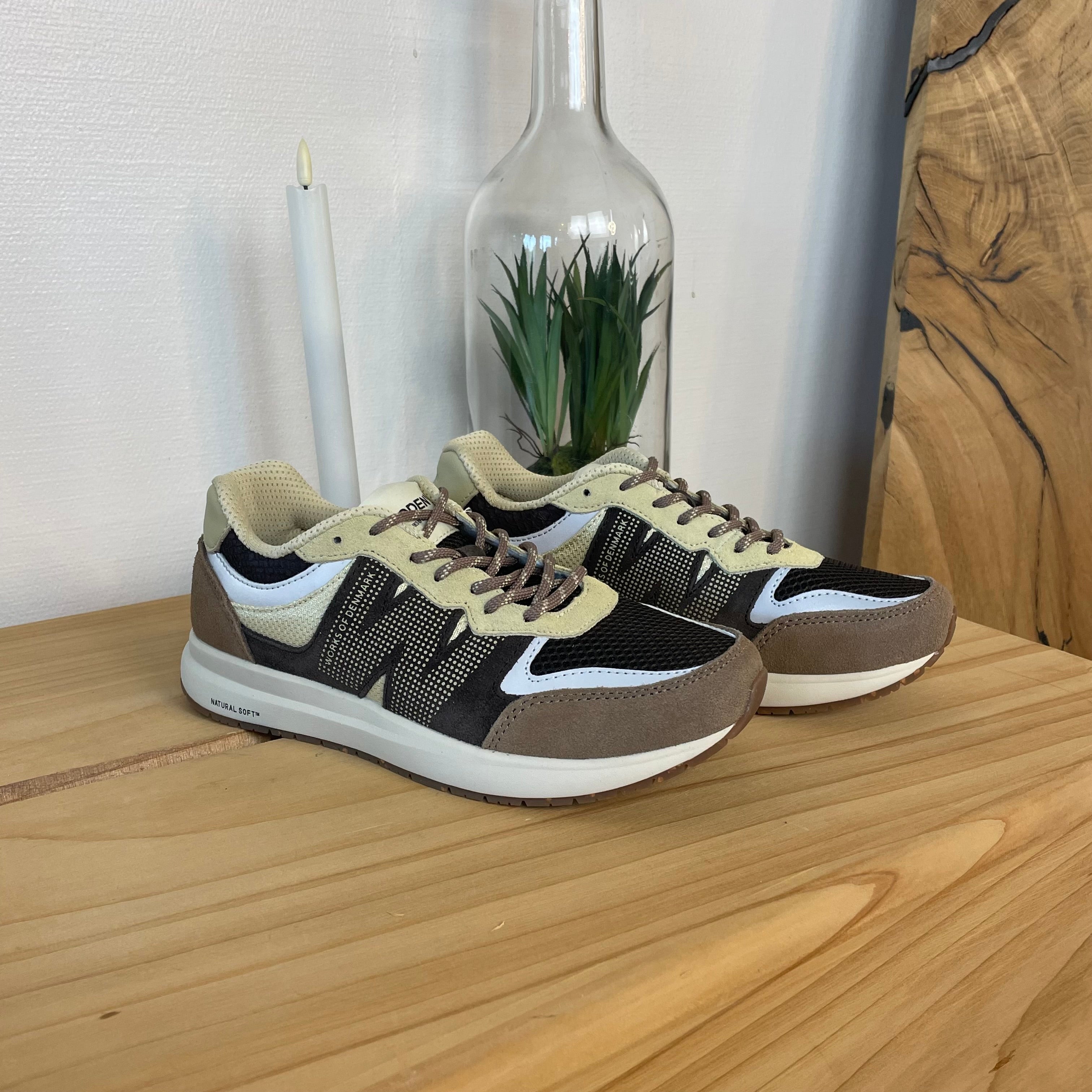 Woden Rigmor Open Mesh – lett og pustende sneaker i Chocolate Multi