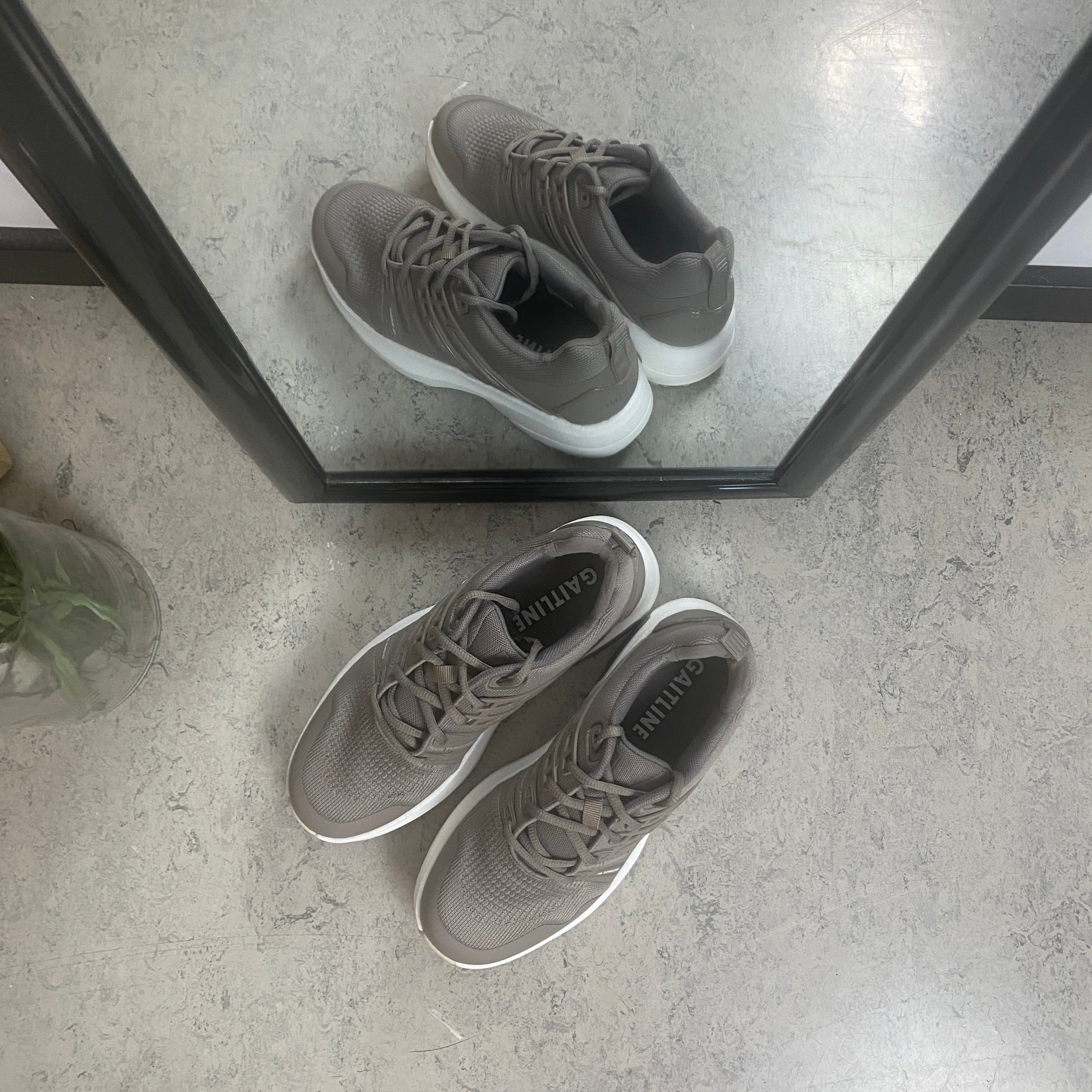 Gaitline Advance Lite – Støtdempende komfort i beige med hvit såle