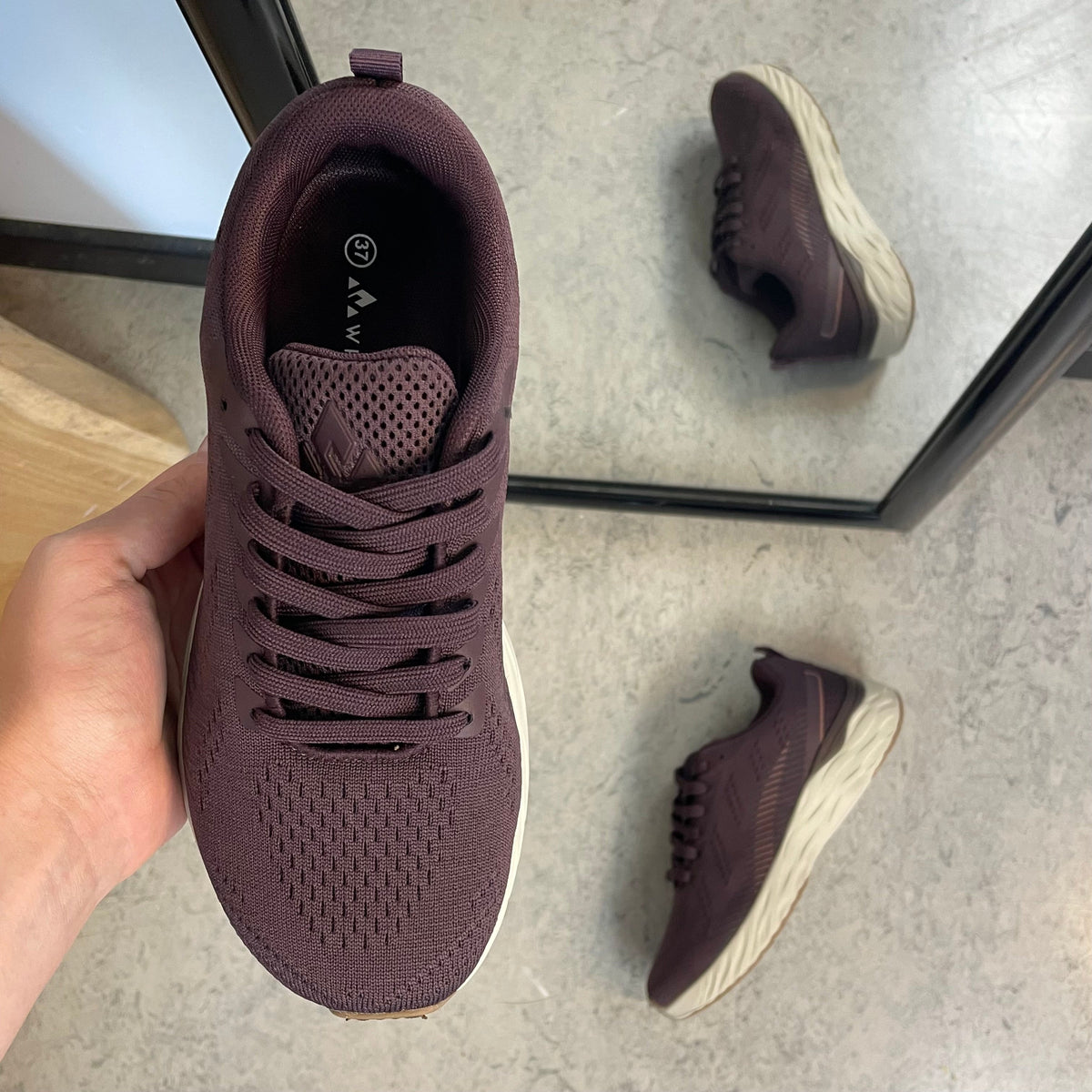 Linares W Wide Fit Shoe – lilla lettvektsko med ekstra bredde