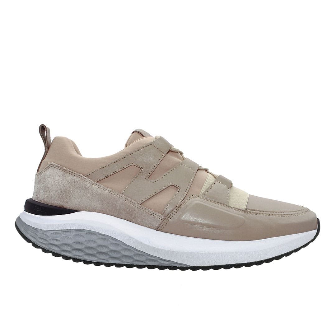 Sandfarvet MBT Fano dame sneaker med karakteristisk Milano-rullesål i hvid og grå.