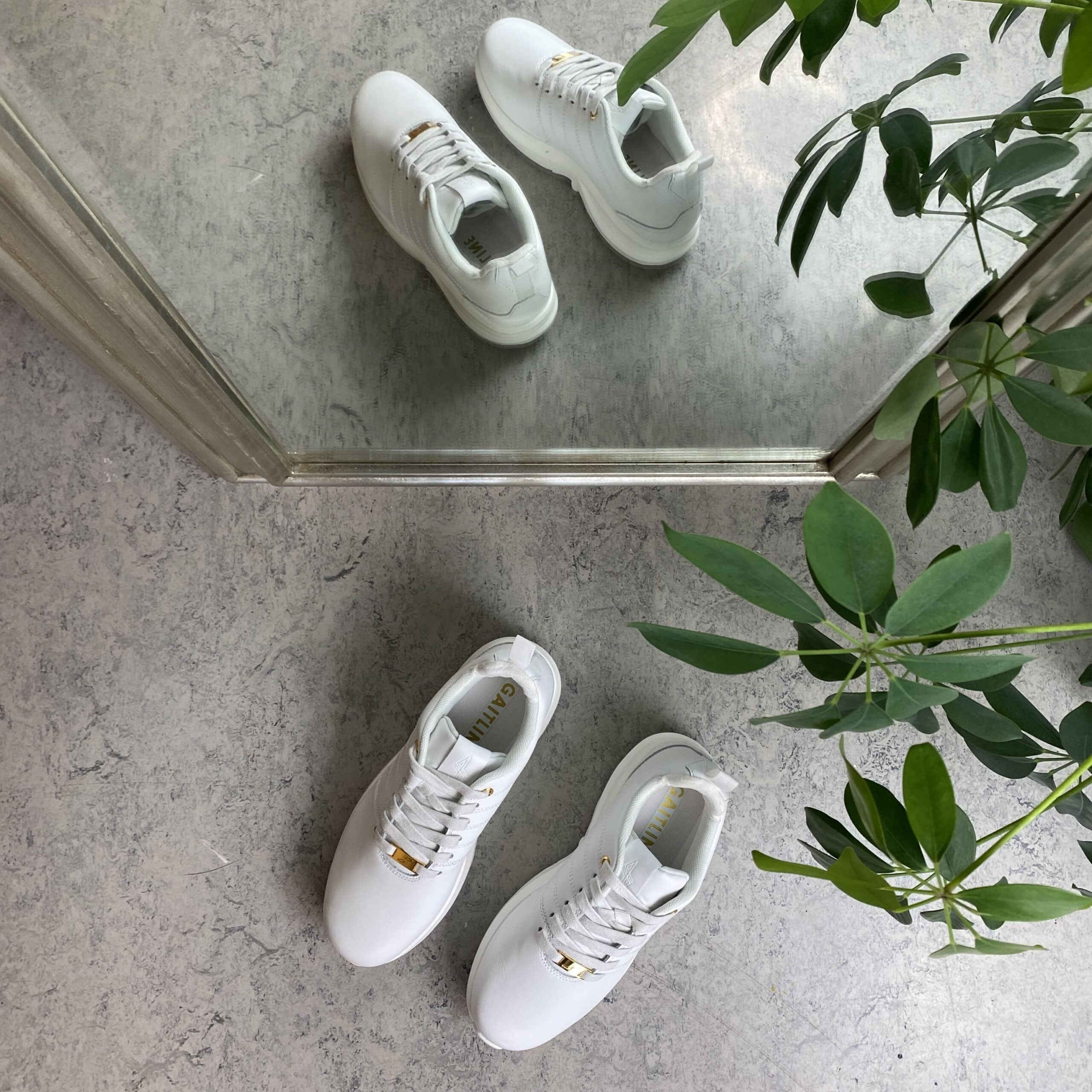 Klassisk hvit skinnsko i italiensk skinn fra Gaitline