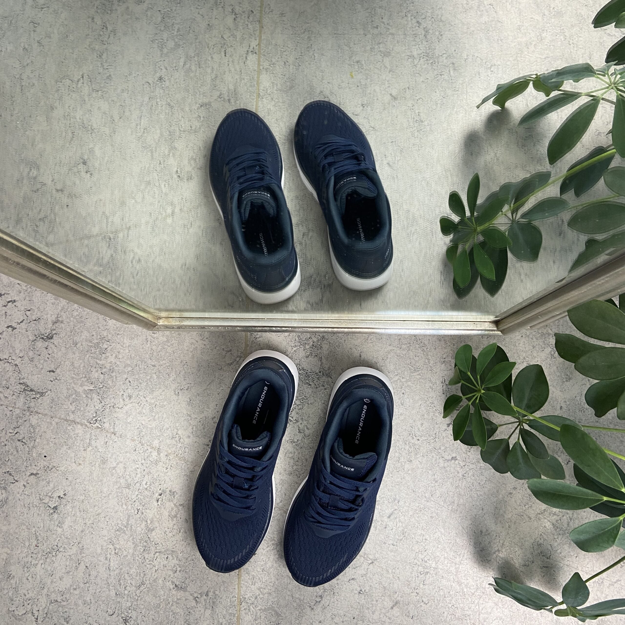 Mørk blå ComfortFit-sneakers fra Endurance