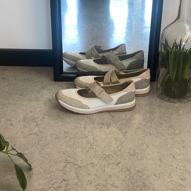 Relife ballerina-sko med borrelås – beige komfortsko med massasjeeffekt