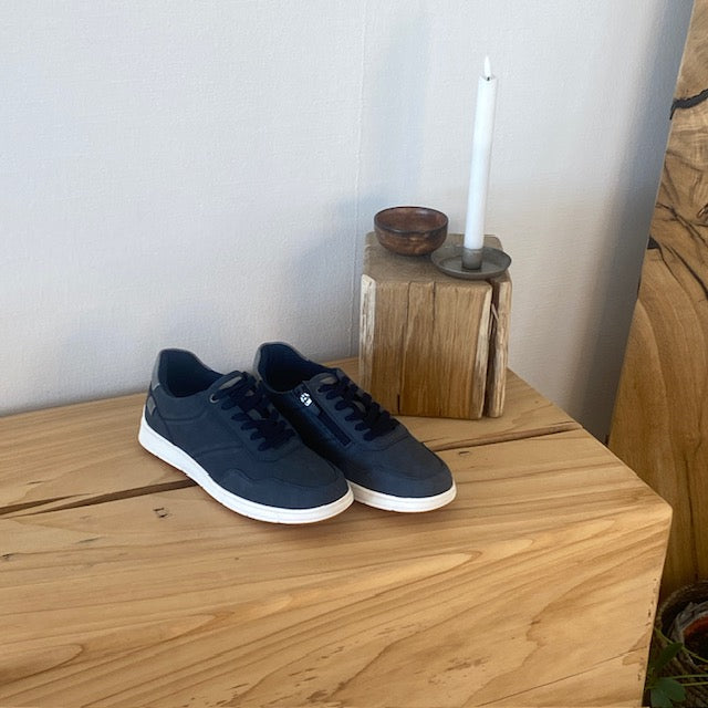 Relife sporty arbeidssko i navy med Soft Reflex-system – lett komfort for lange arbeidsdager