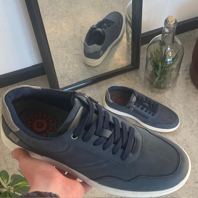 Relife sporty arbeidssko i navy med Soft Reflex-system – lett komfort for lange arbeidsdager