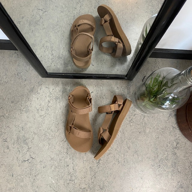 Teva-sandal med svangstøtte