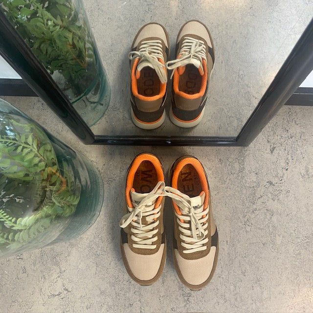 Smart Woden-sneakers med svangstøtte og komfort
