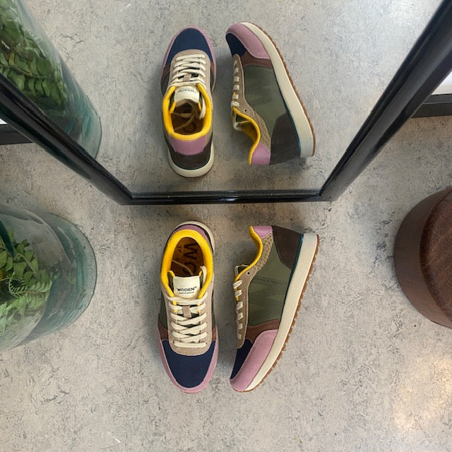 Woden flerfarget sneaker med mesh, skinn & ruskinn – avtakbart korkinnlegg & fleksibel rågummisåle