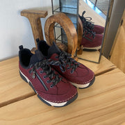 Bordeaux sneakers fra Rieker med god støtdemping