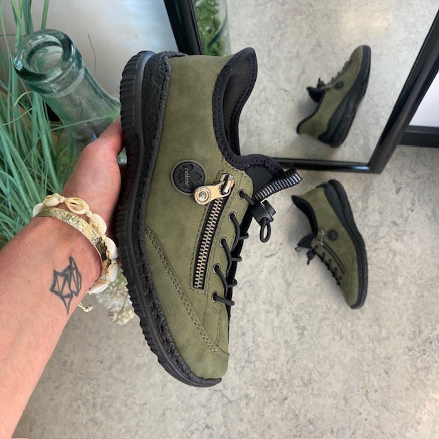 Olivengrønn Rieker slip-on sneakers