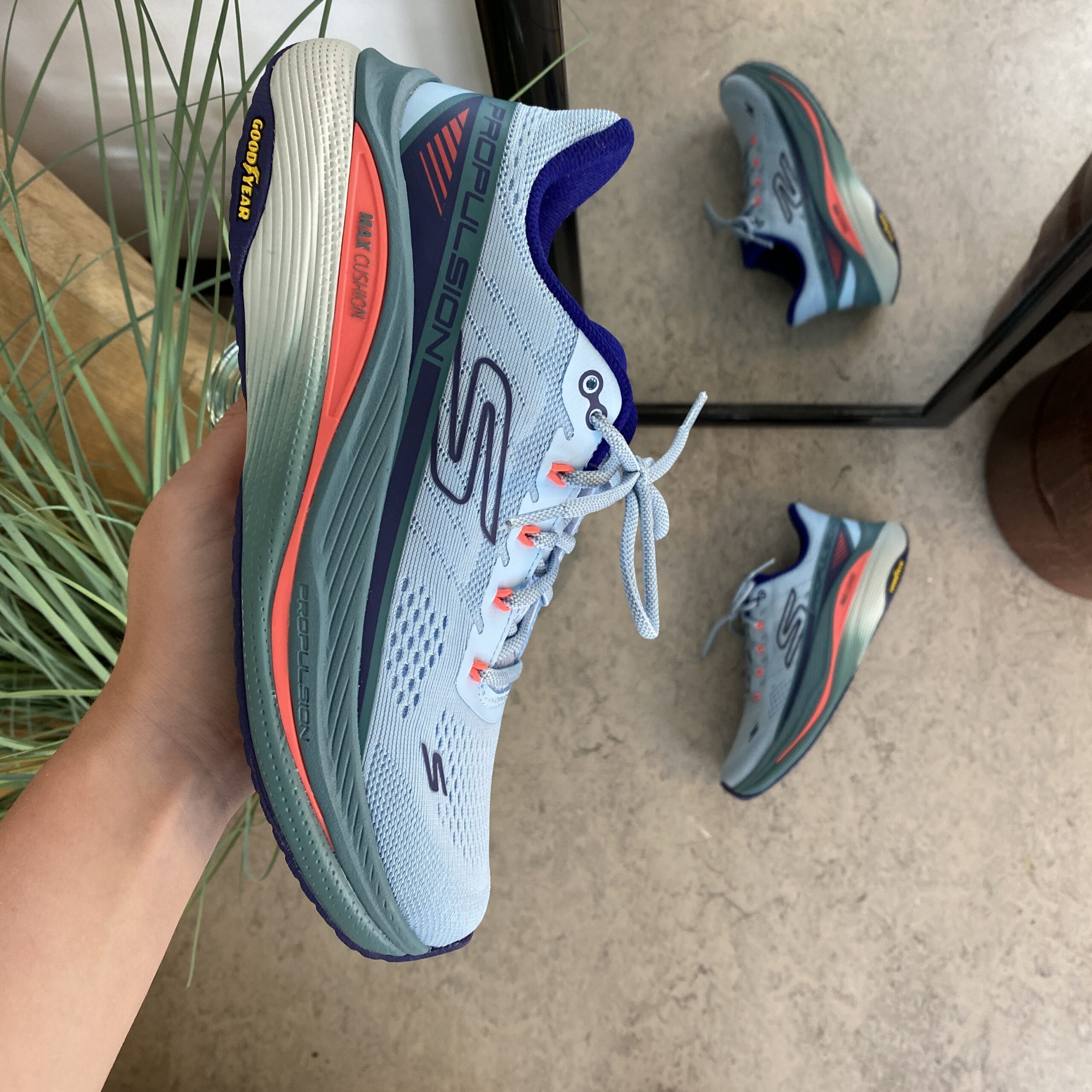 Åndbar MaxChusion-sko fra Skechers