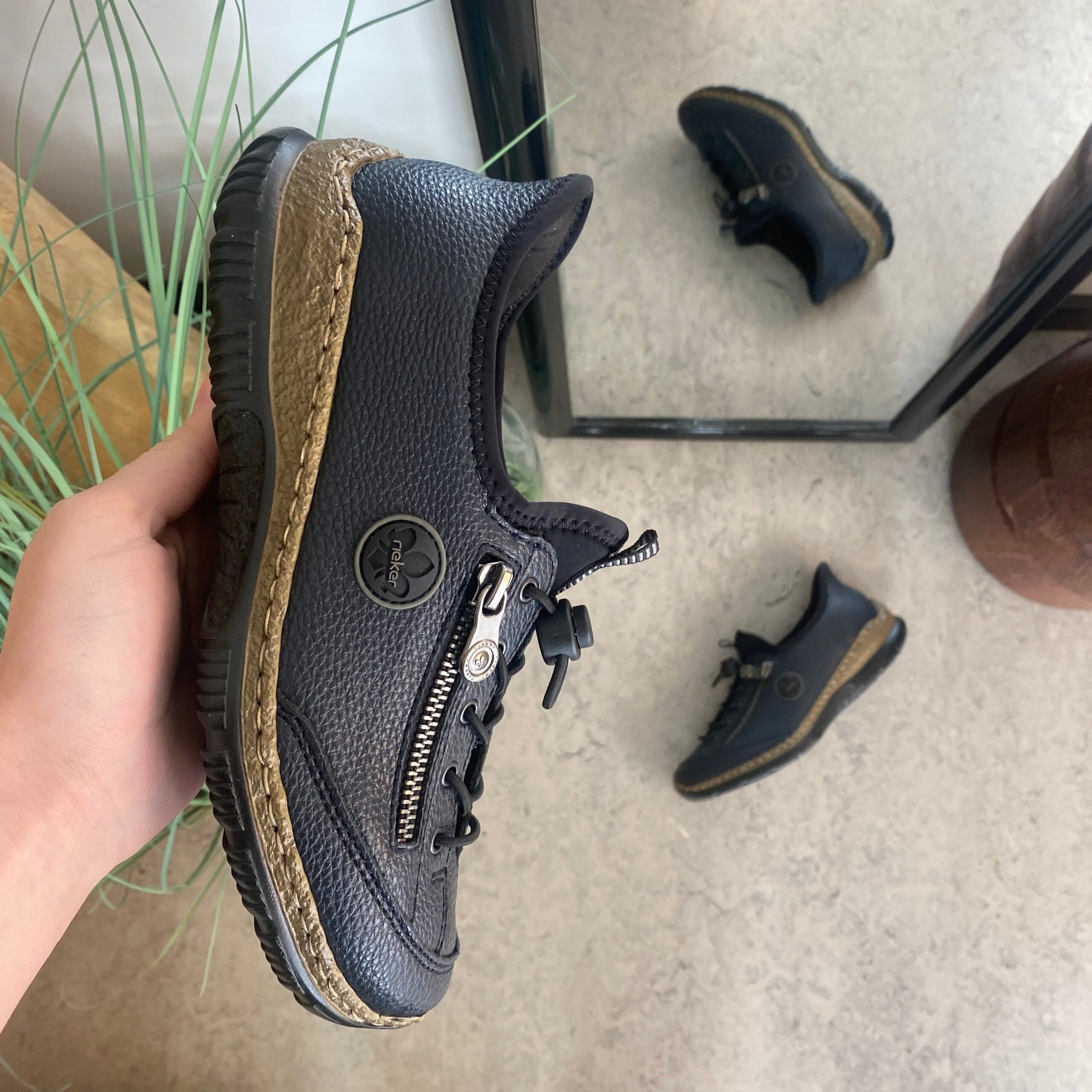 Mørkeblå Rieker slip-on sneakers til damer