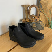 Elegant svart støvlett med Memory Foam fra Skechers