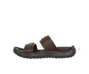 Brun slip-on sandal til dame fra MBT med ergonomisk fotseng
