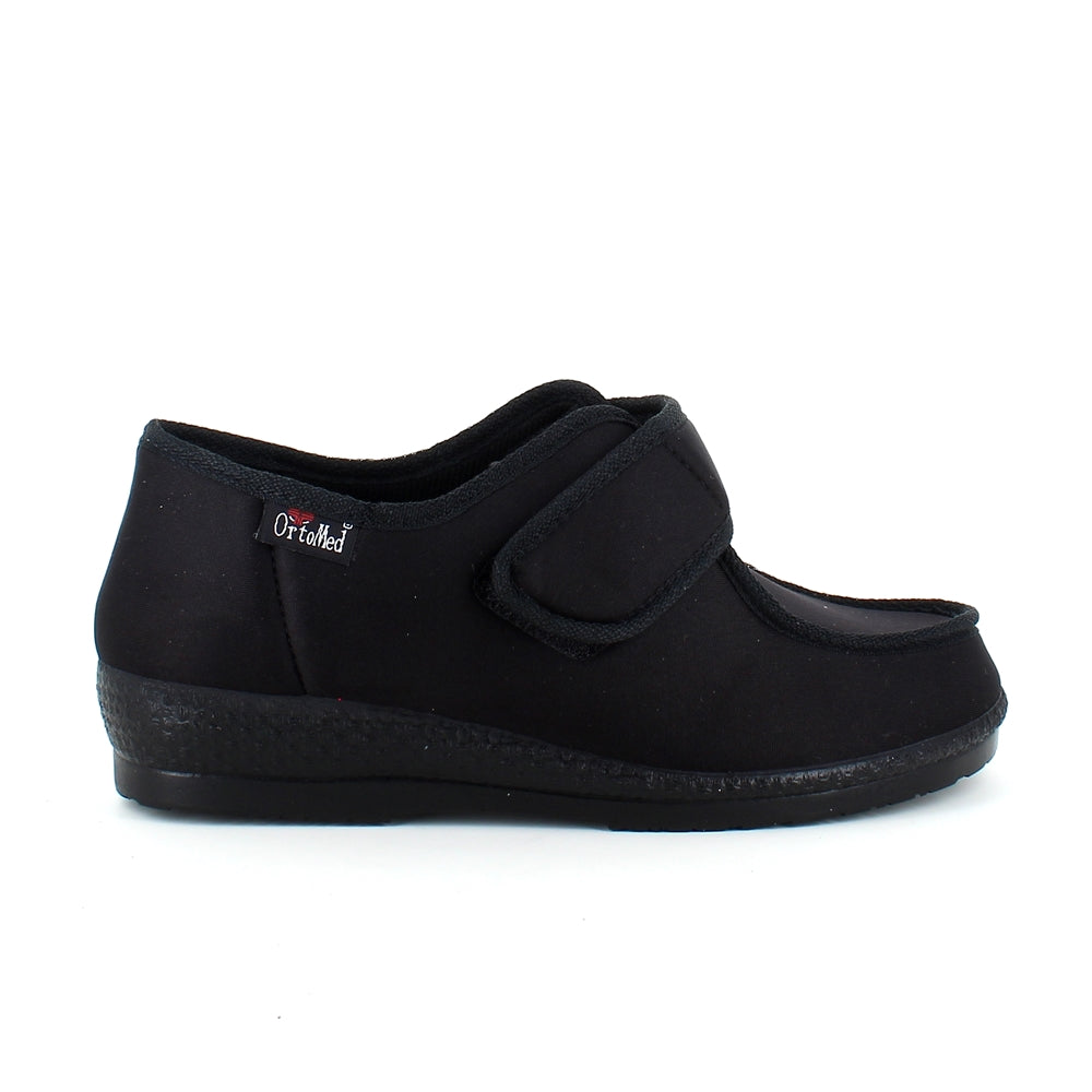 Bred ortopedisk sko med velcro og god plass