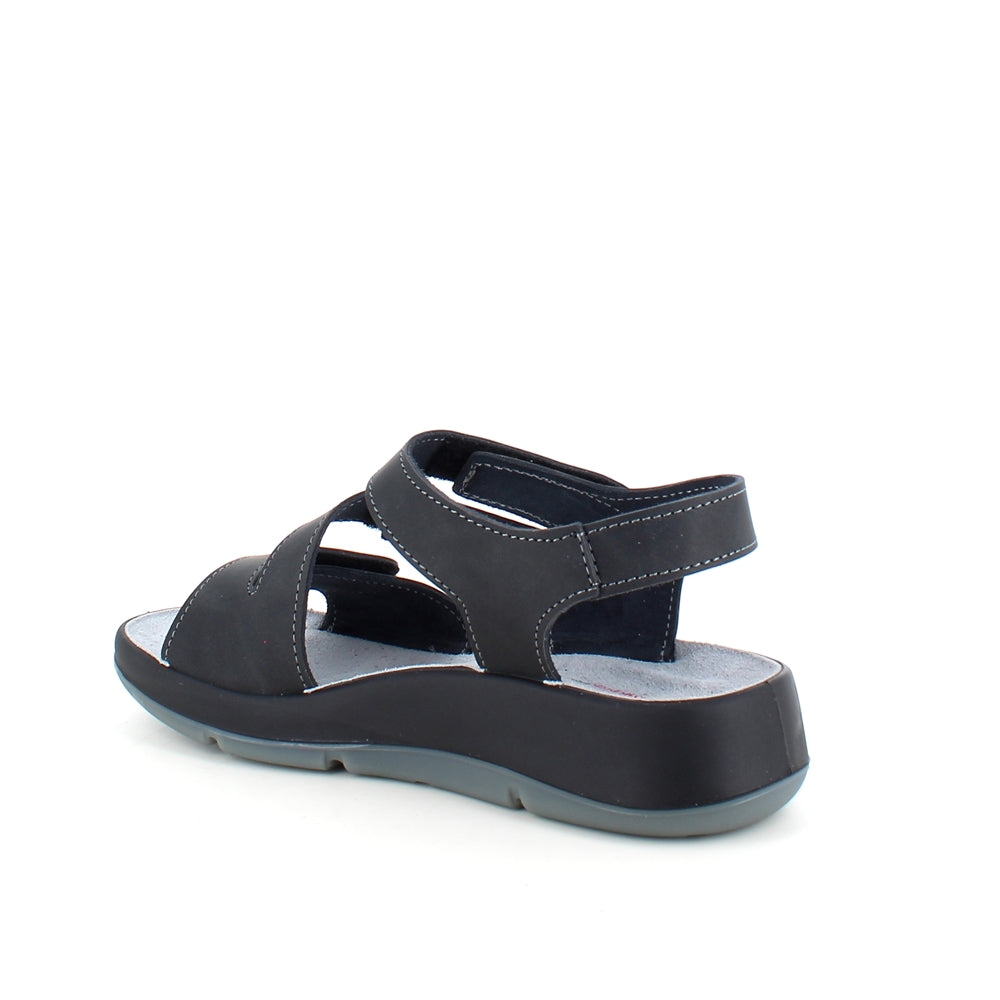 Elegante svarte skinnsandaler med justerbare remmer