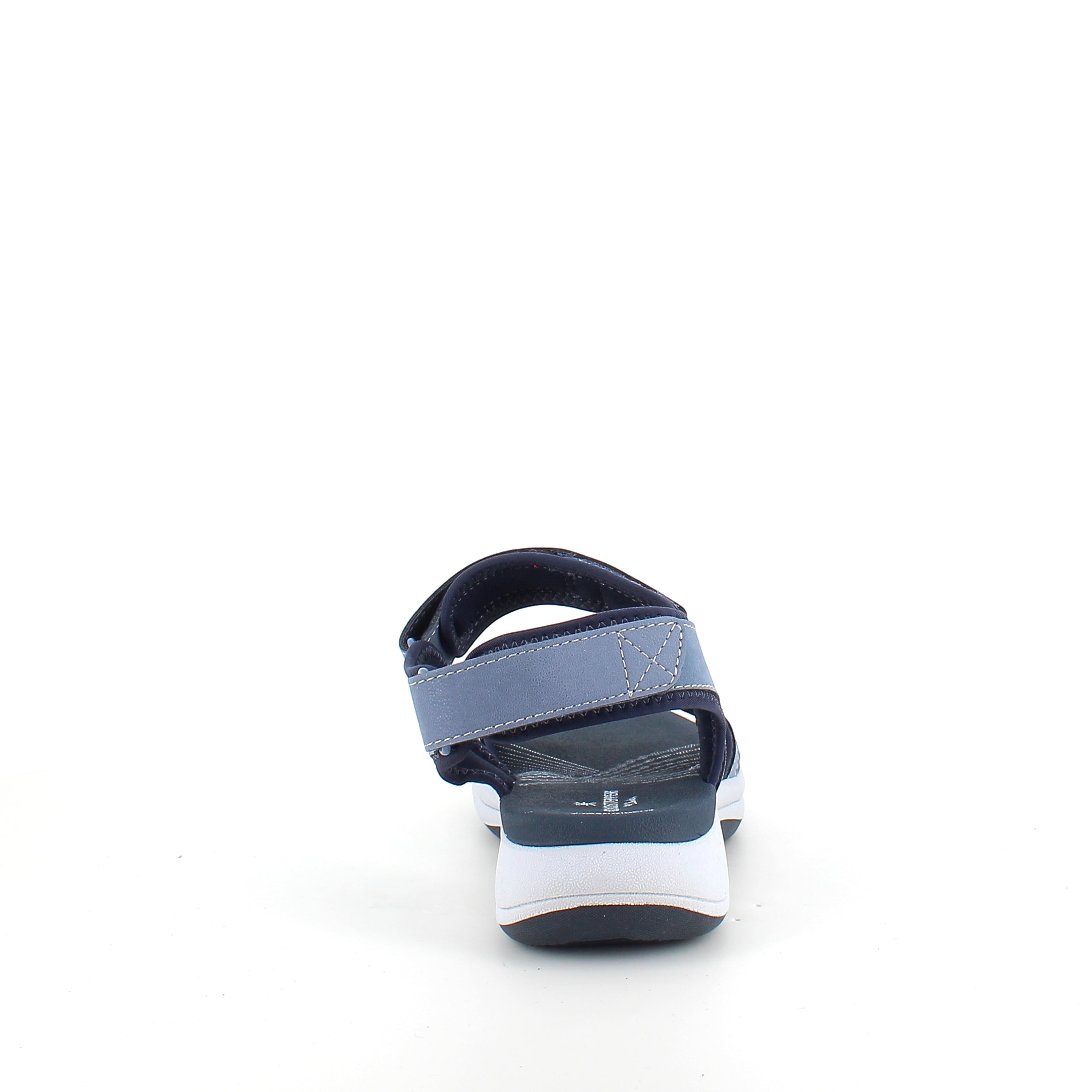Clarks Cloudsteppers sandal i blå – myk & støttende sandal for aktive dager