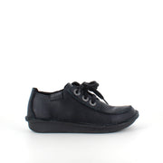 Clarks Funny Dream – svart skinnsko med klassisk komfort