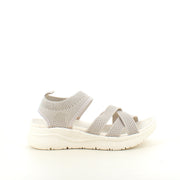 Whistler sandal i beige med elastisk passform og god støtdemping