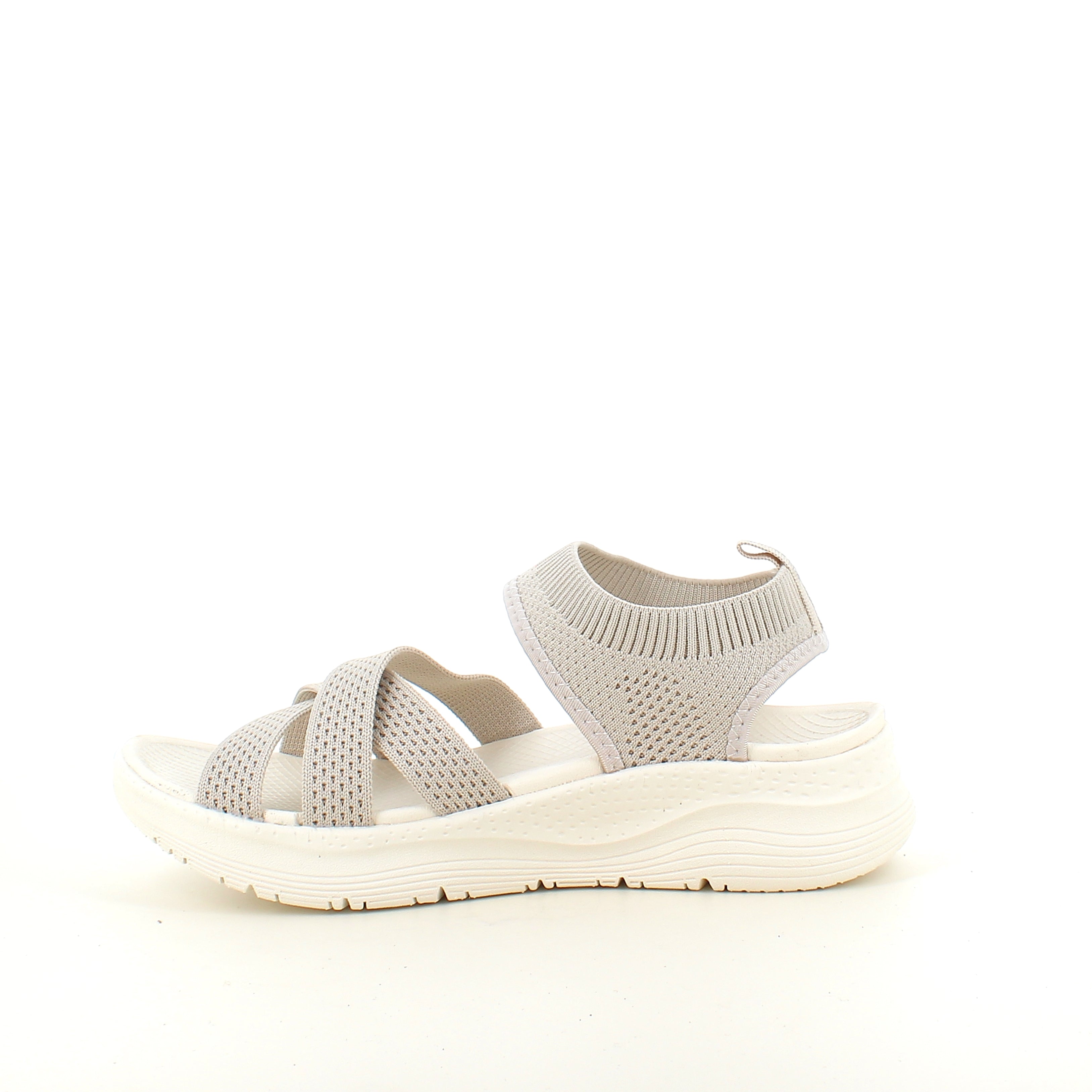 Whistler sandal i beige med elastisk passform og god støtdemping