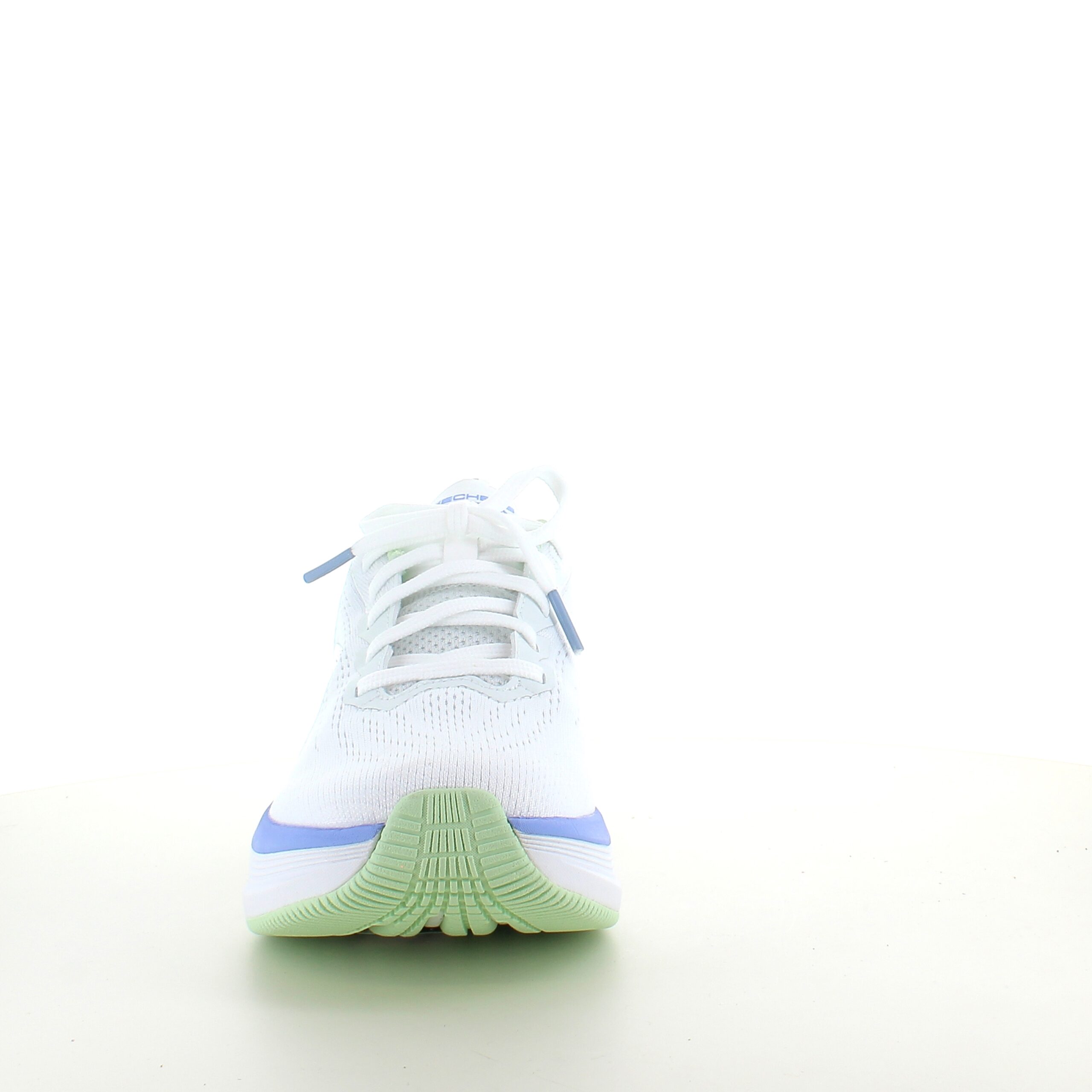 Hvit Skechers GoRun-sko med flotte detaljer