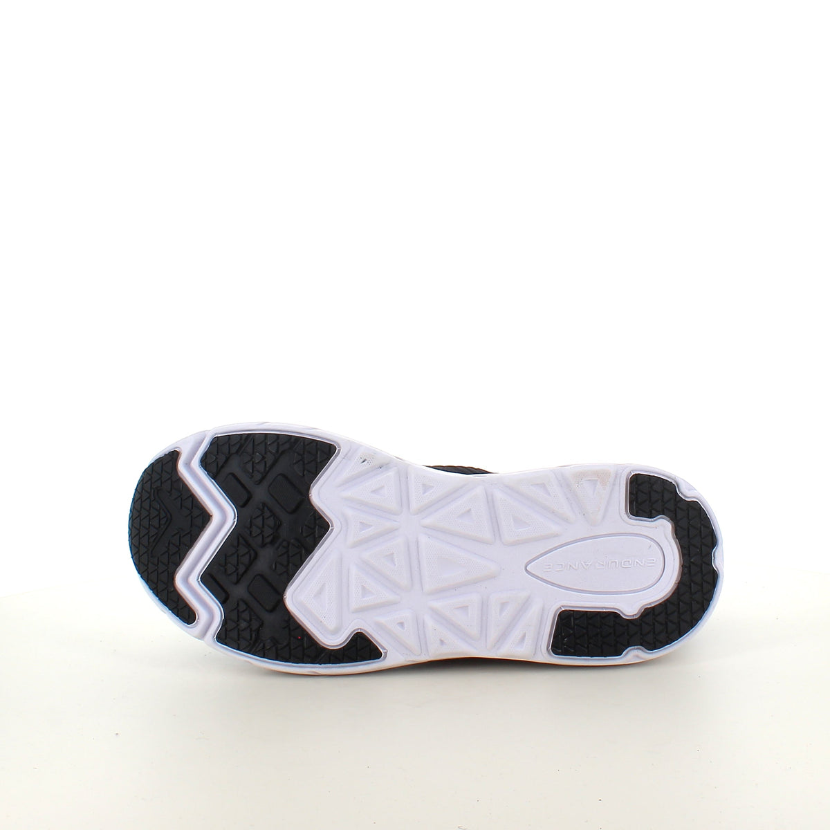 Endurance StepGo sneaker i svart