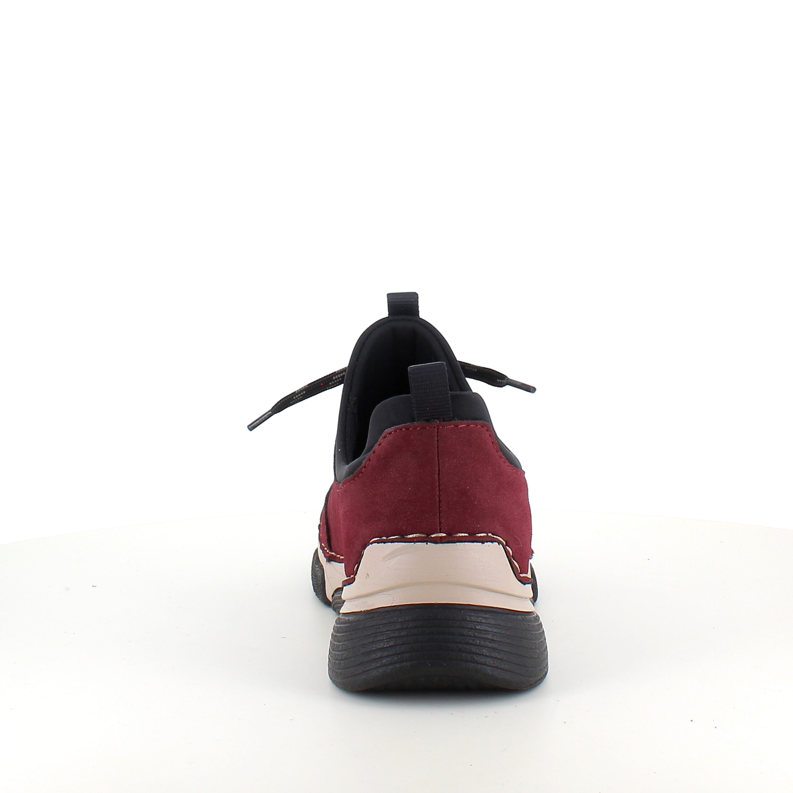 Bordeaux sneakers fra Rieker med god støtdemping