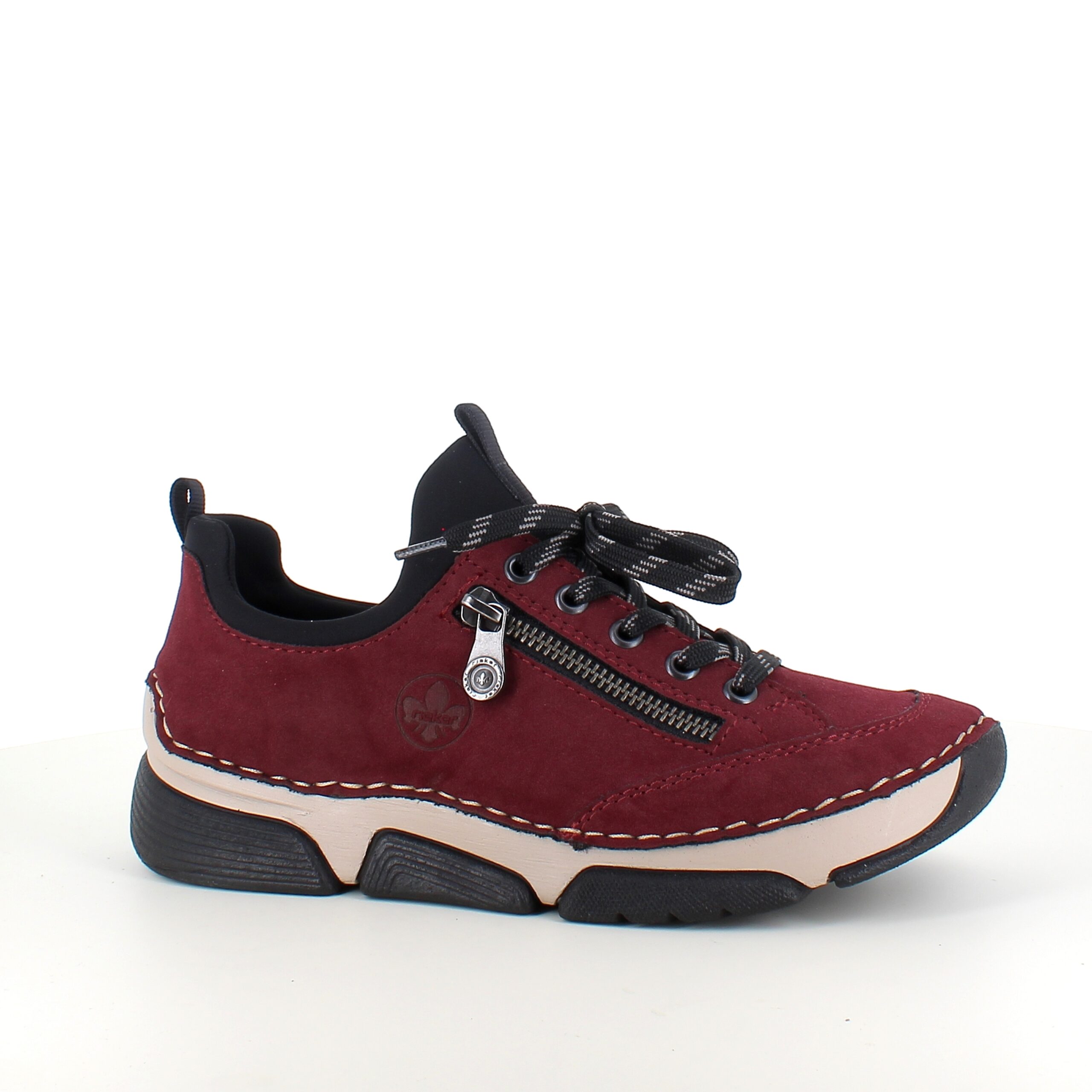 Bordeaux sneakers fra Rieker med god støtdemping