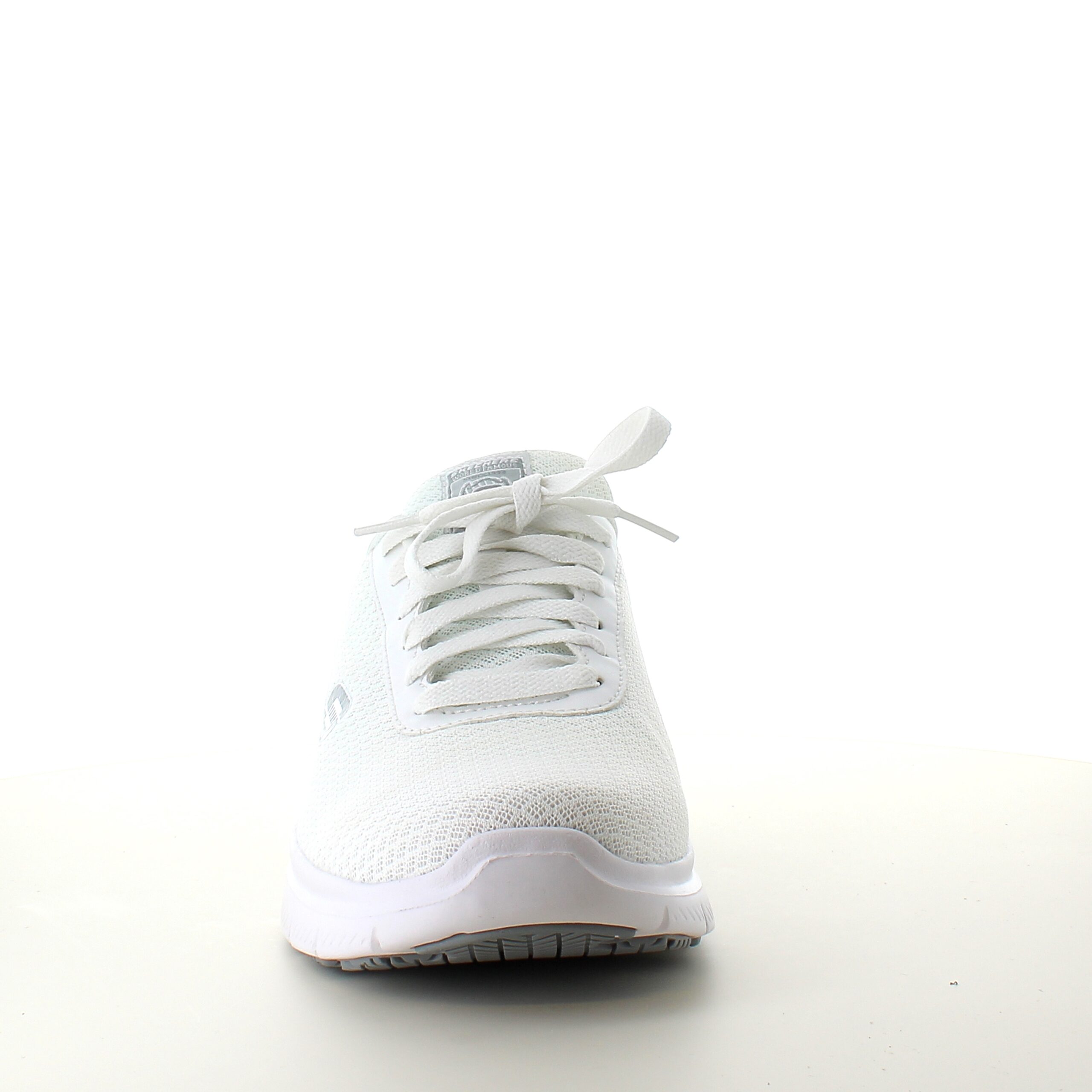 Skechers Work i hvit med pustende materiale