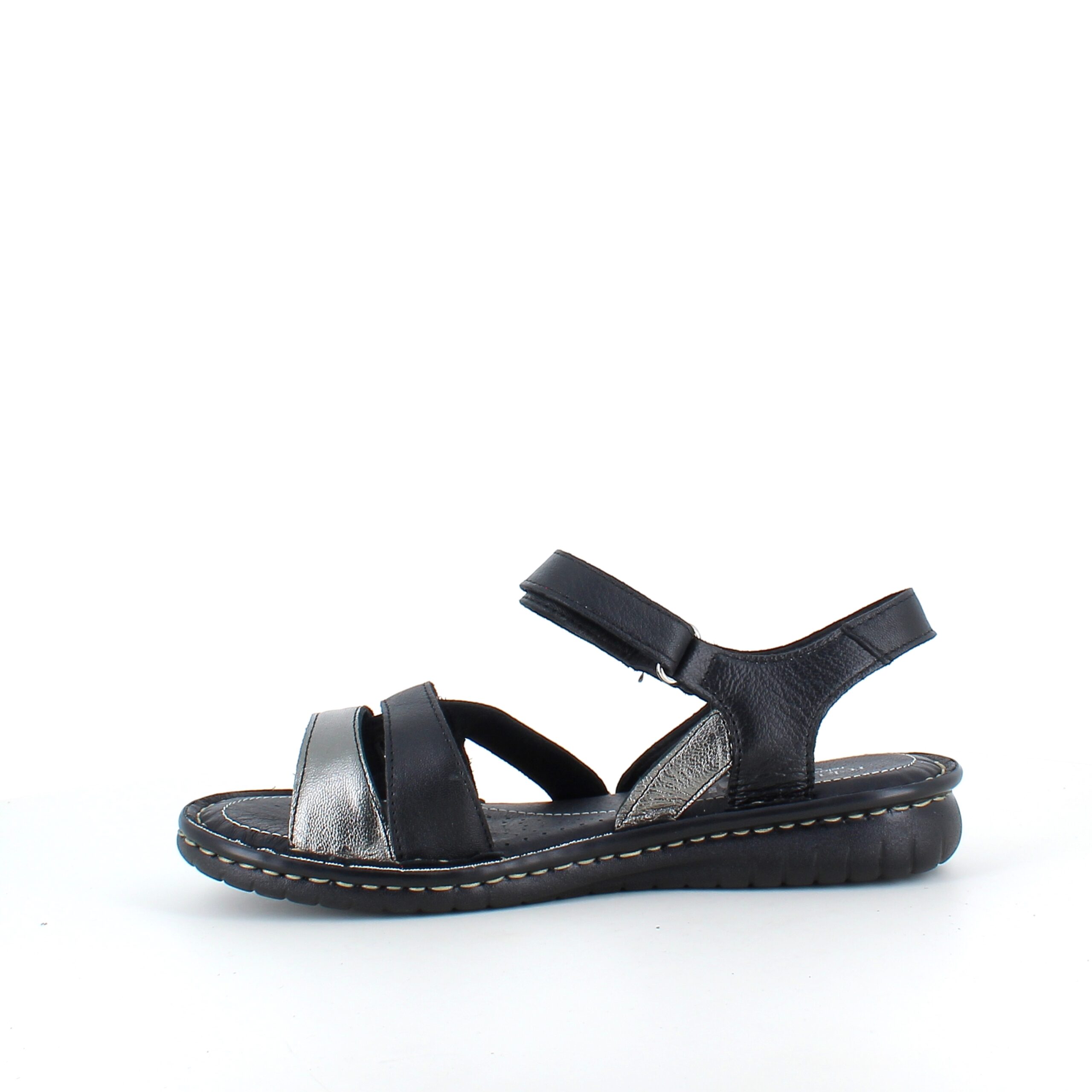 Sort skinnsandal med tre remmer og metallic-detaljer fra Relaxshoe