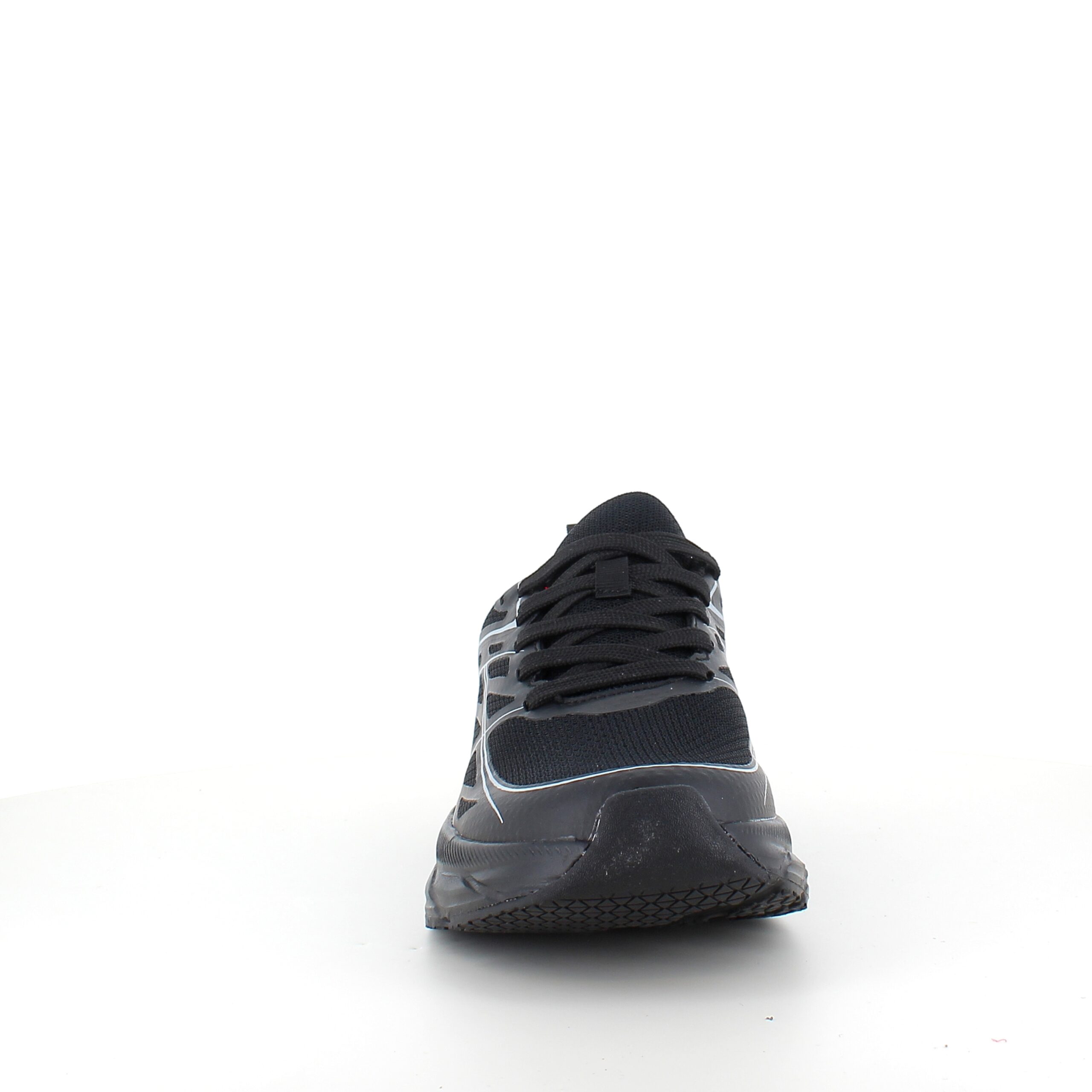 Sorte sneakers i pustende mesh