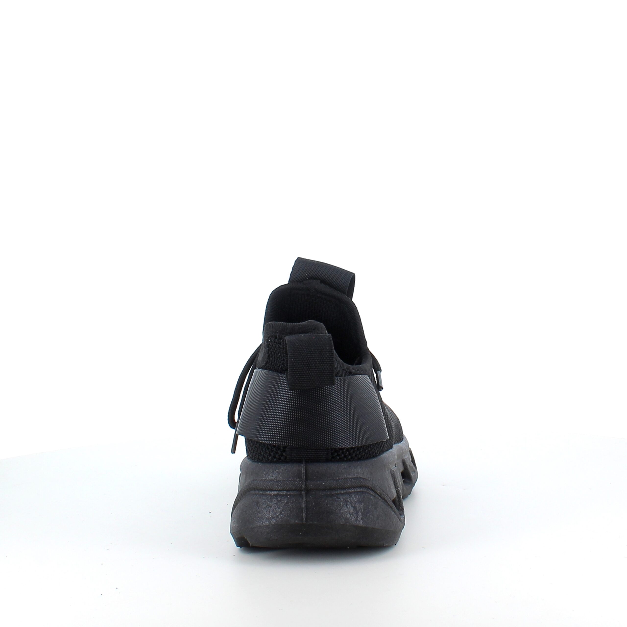 Sorte slip-on-sko med strikket overdel