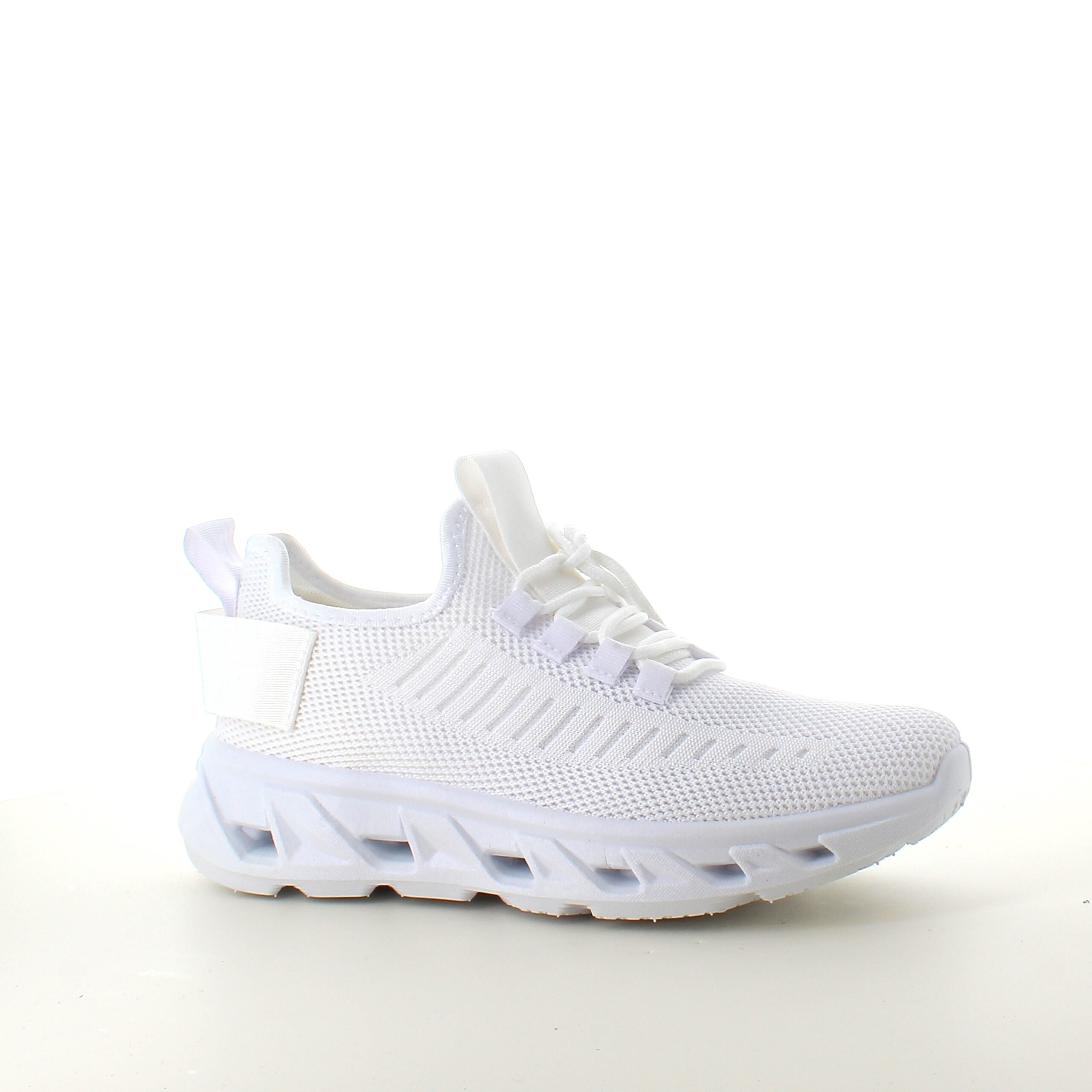 Hvite slip-on-sko med strikket overdel