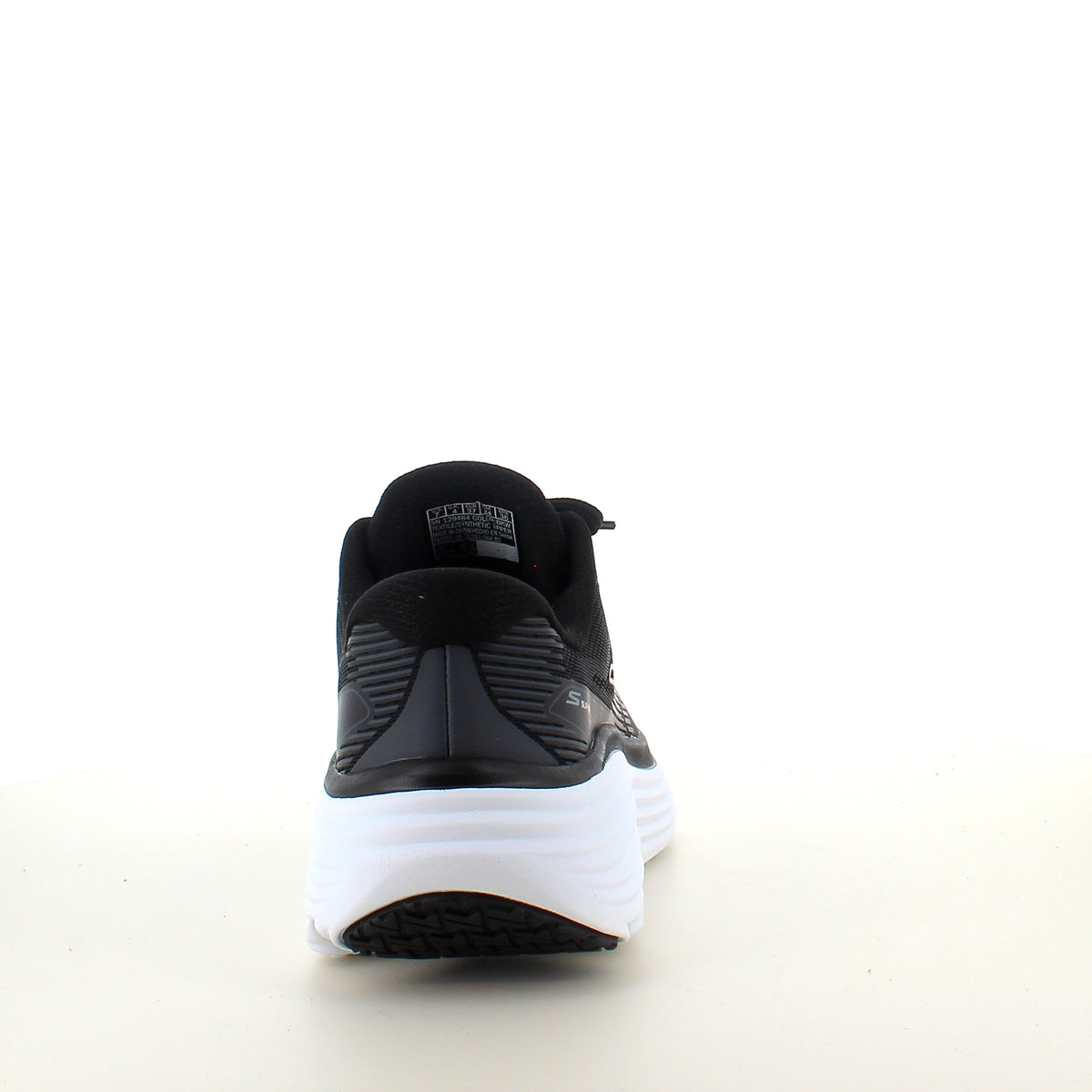Skechers Max Cushioning svart slip-on sneaker med maksimal støtdemping