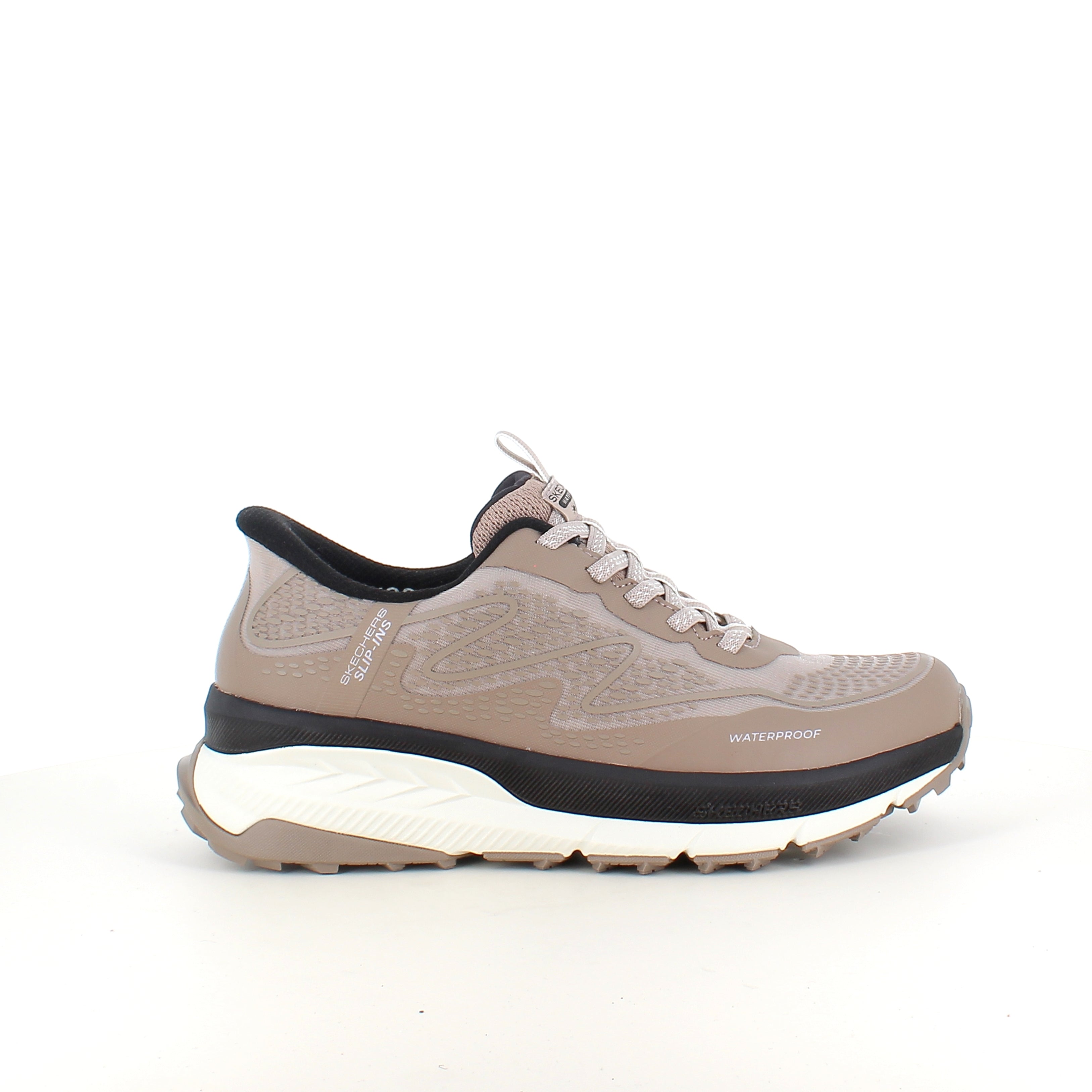 Skechers vanntett slip-in sko med Memory Foam og god støtdemping