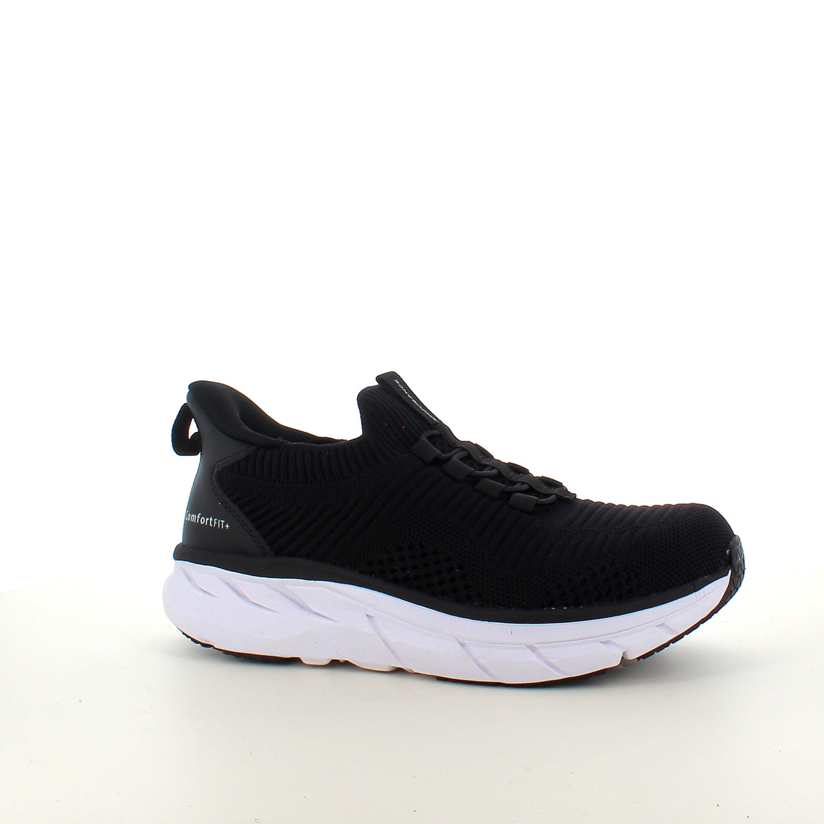Endurance StepGo sneaker i svart